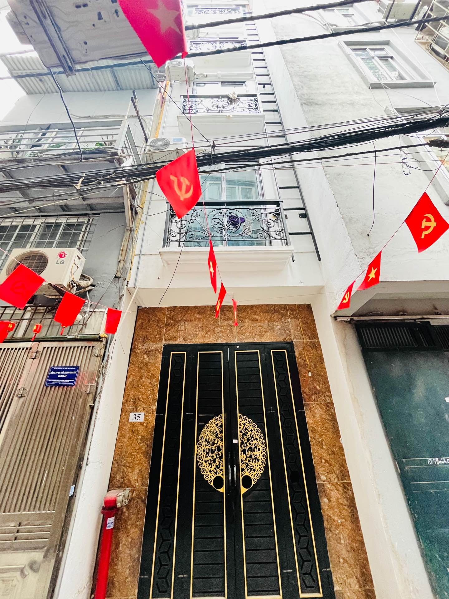 Bán nhà Vũ Tông Phan - diện tích 62m2 6 tầng - Thang máy, ô tô qua nhà - giá 16,5 tỷ