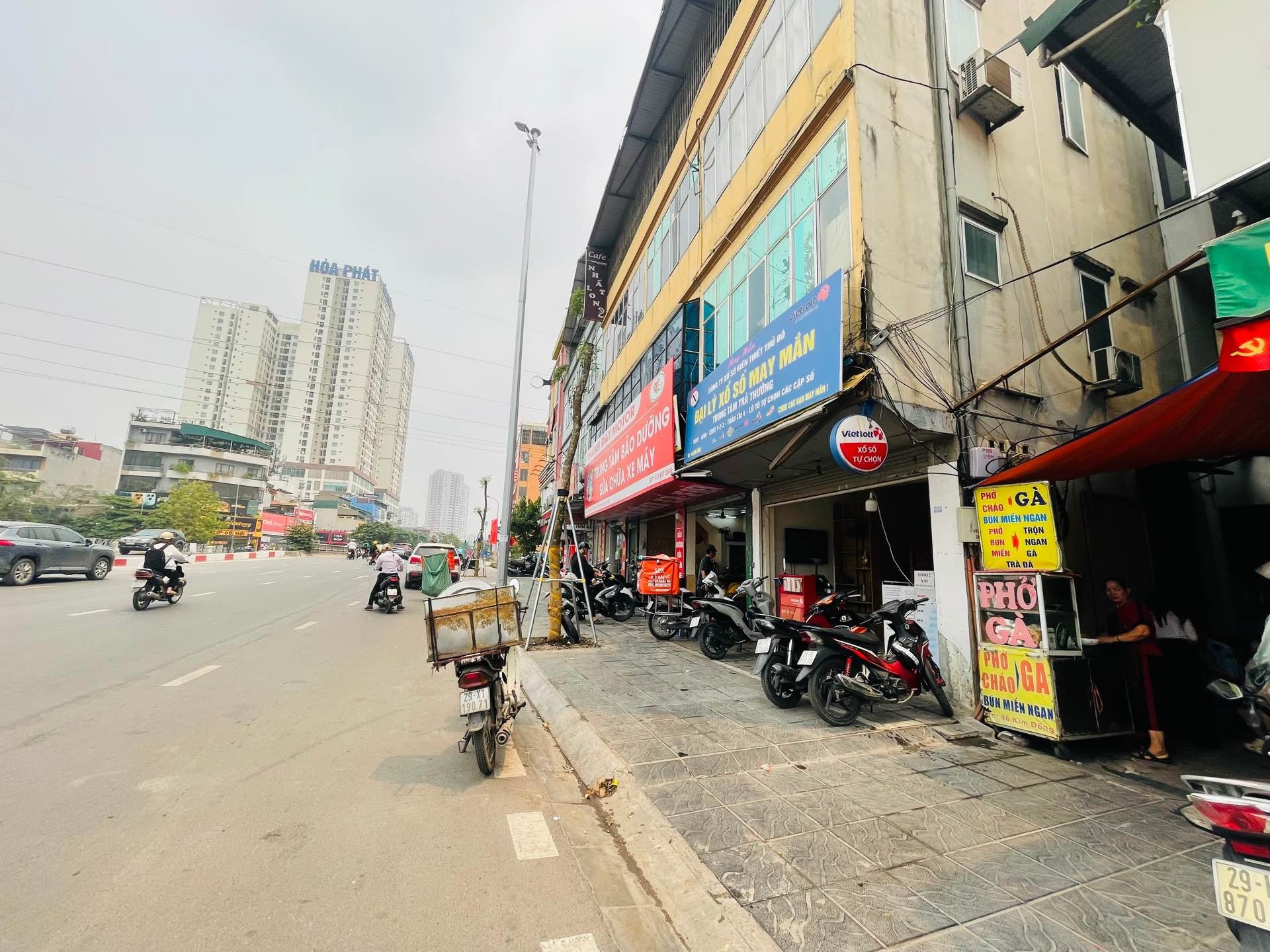 Bán nhà Kim Đồng - diện tích 80m2 2 tầng - Ngõ nông thoáng - giá 24 tỷ