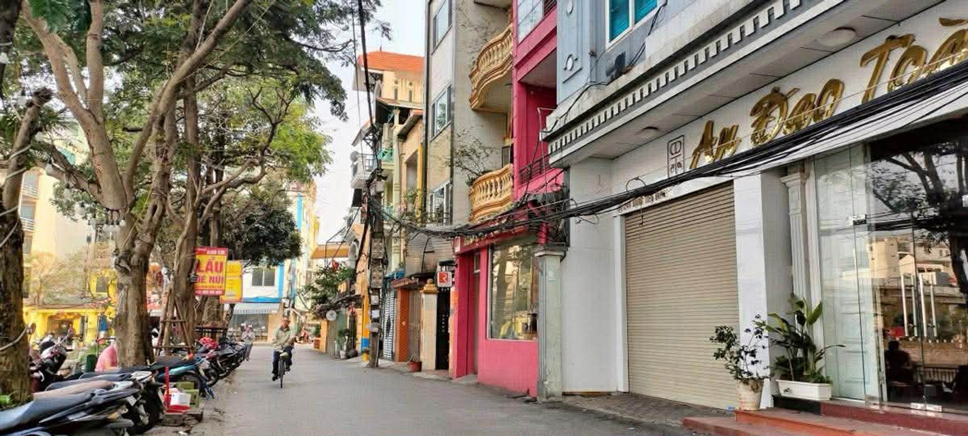 Bán nhà Đặng Tiến Đông - diện tích 65m2 4 tầng - Mặt phố hiếm có - giá 40,5 tỷ