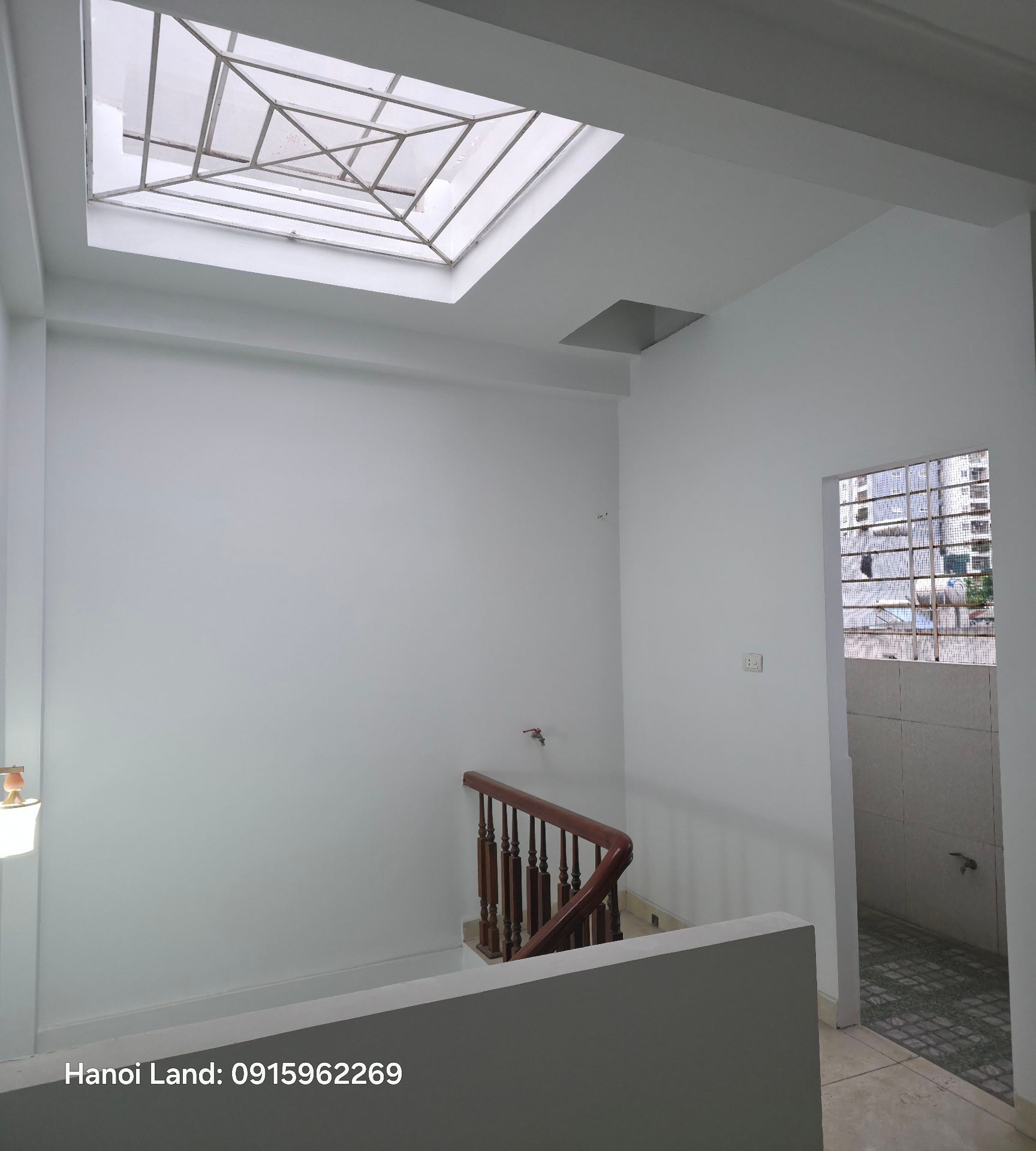 Bán nhà Hoàng Mai - diện tích 33m2 5 tầng - Nhà đẹp không tỳ vết - giá 8,5 tỷ
