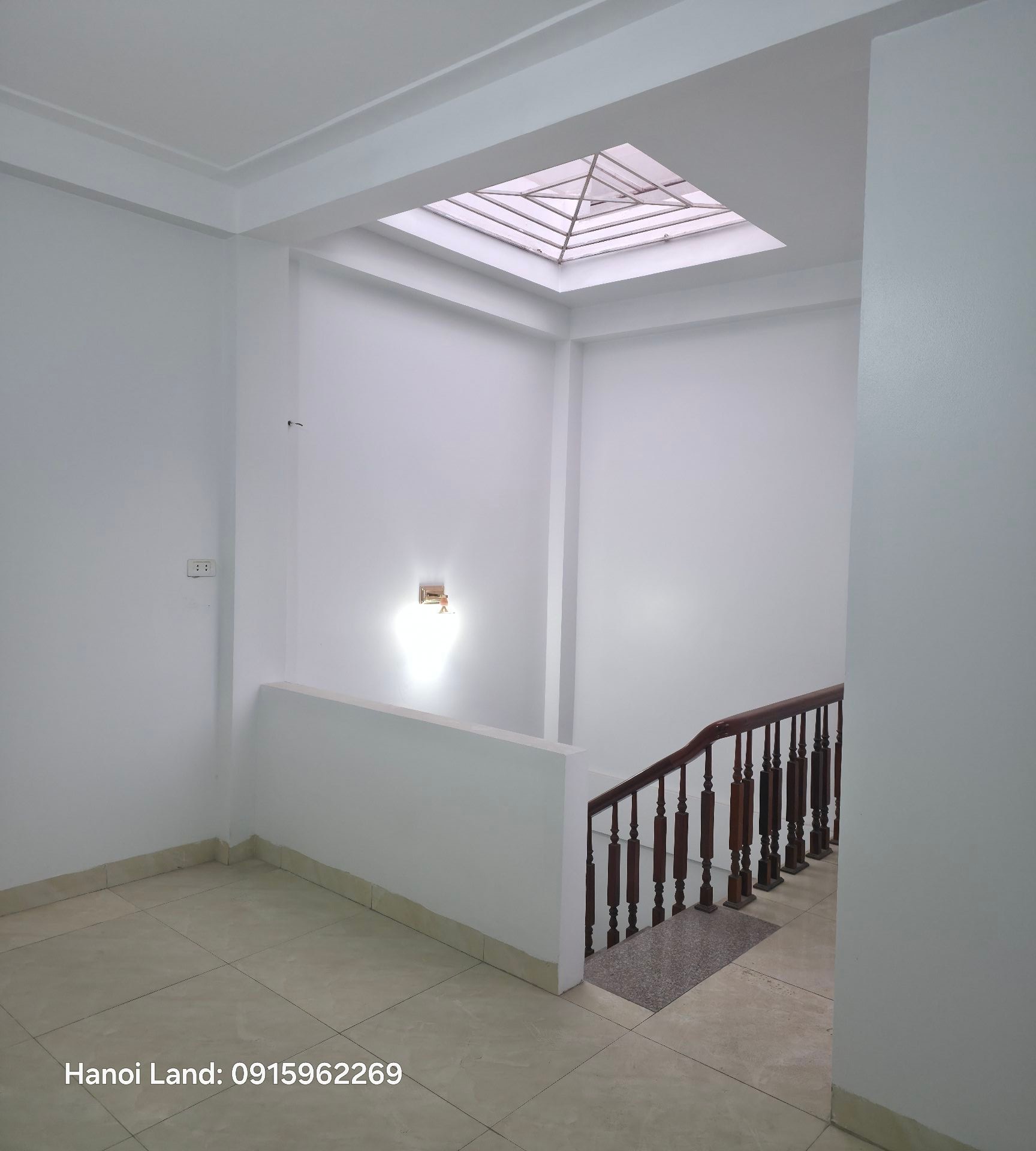 Bán nhà Hoàng Mai - diện tích 33m2 5 tầng - Nhà đẹp không tỳ vết - giá 8,5 tỷ