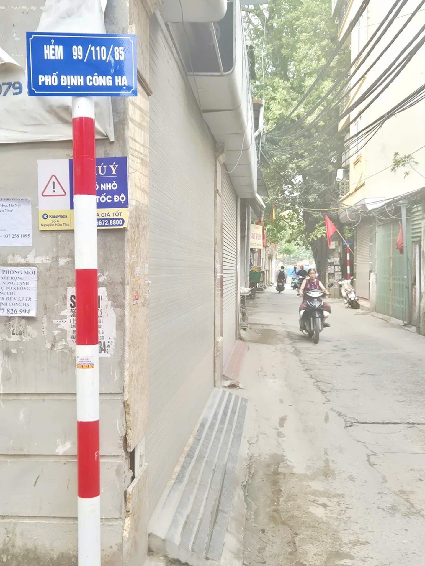 Bán nhà Định Công Hạ - diện tích 62m2 3 tầng - Ngõ Thông - giá 4,95 tỷ