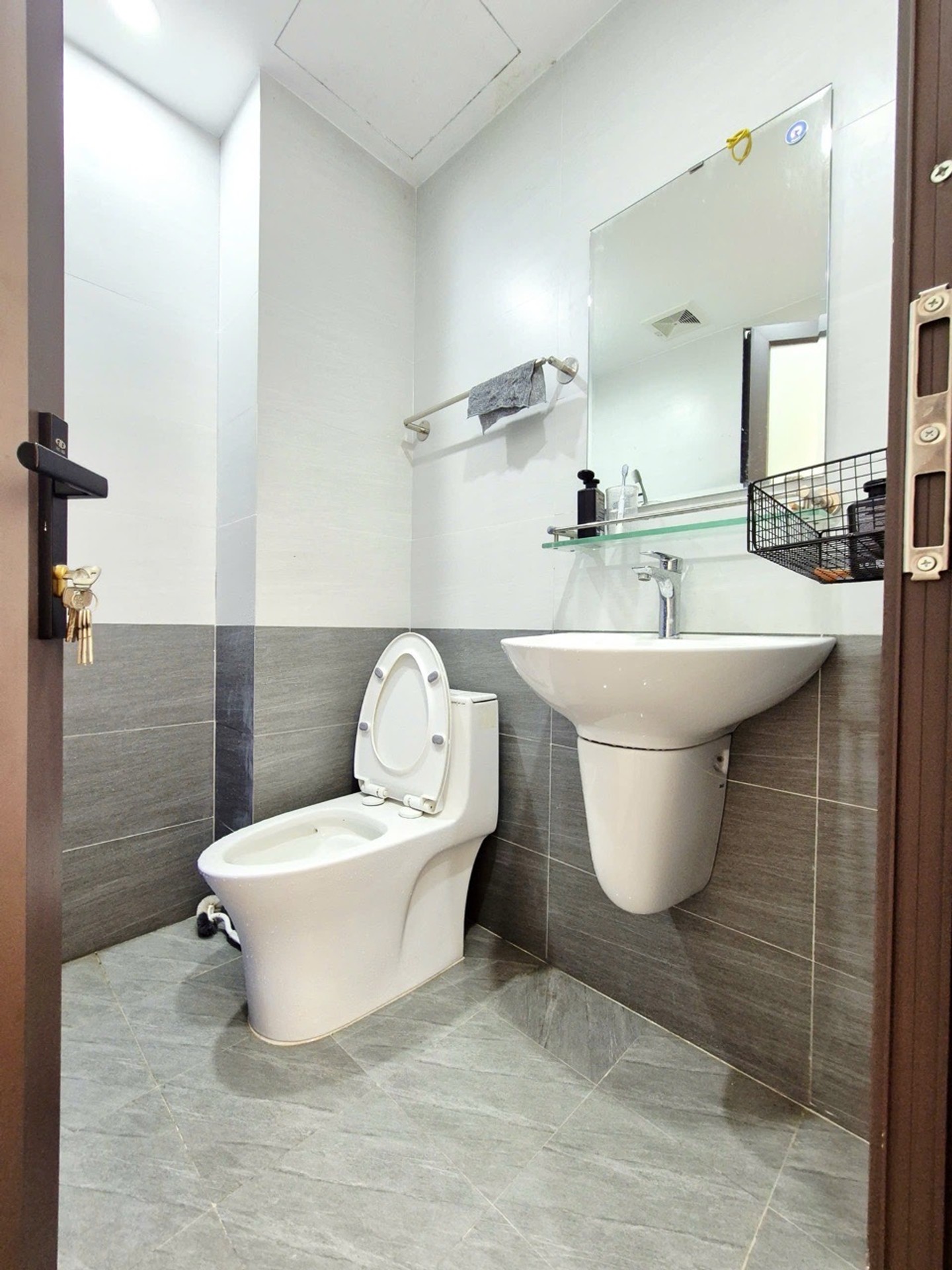 Bán nhà Định Công Hạ - diện tích 62m2 3 tầng - Ngõ Thông - giá 4,95 tỷ