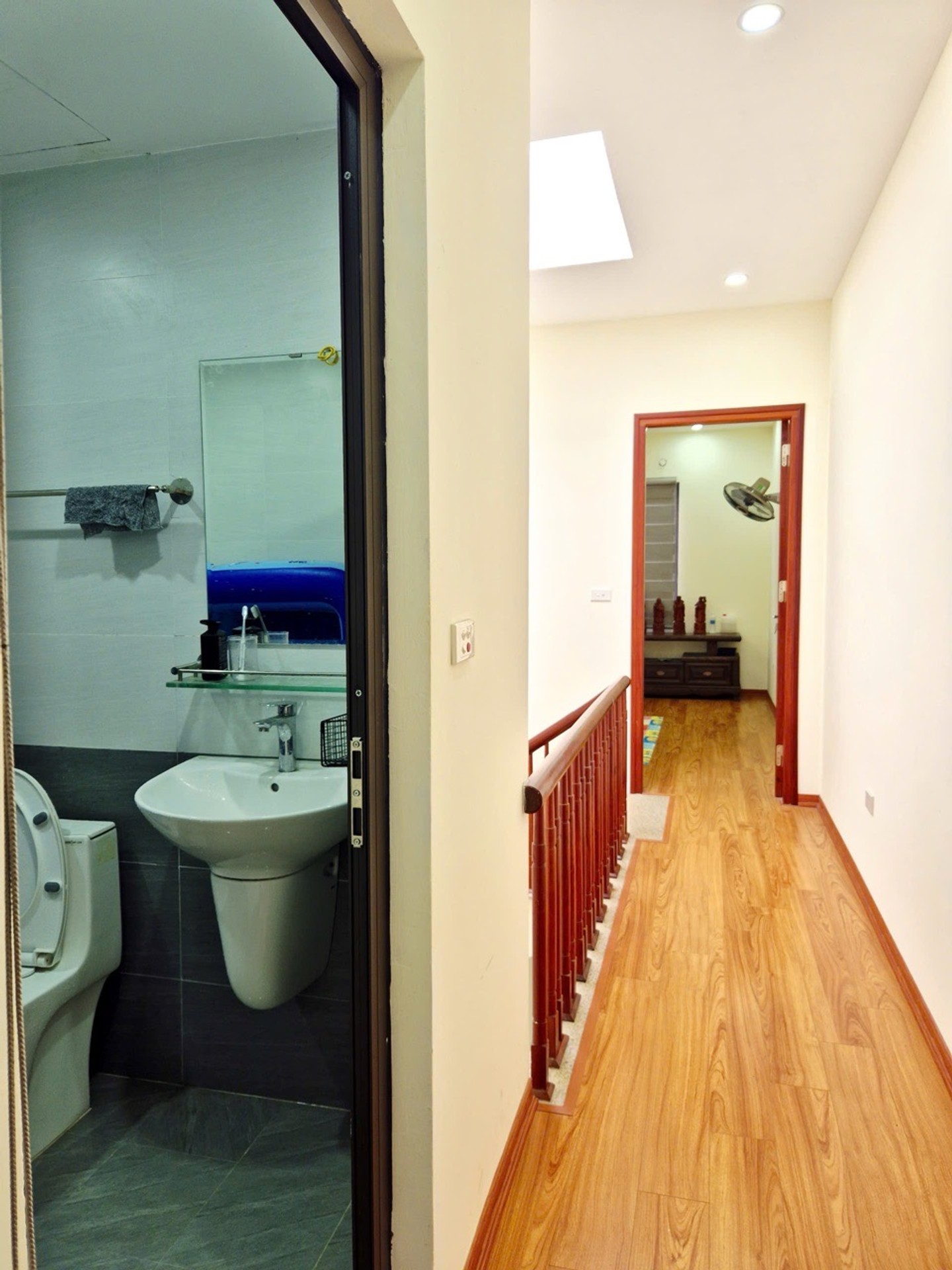Bán nhà Định Công Hạ - diện tích 62m2 3 tầng - Ngõ Thông - giá 4,95 tỷ