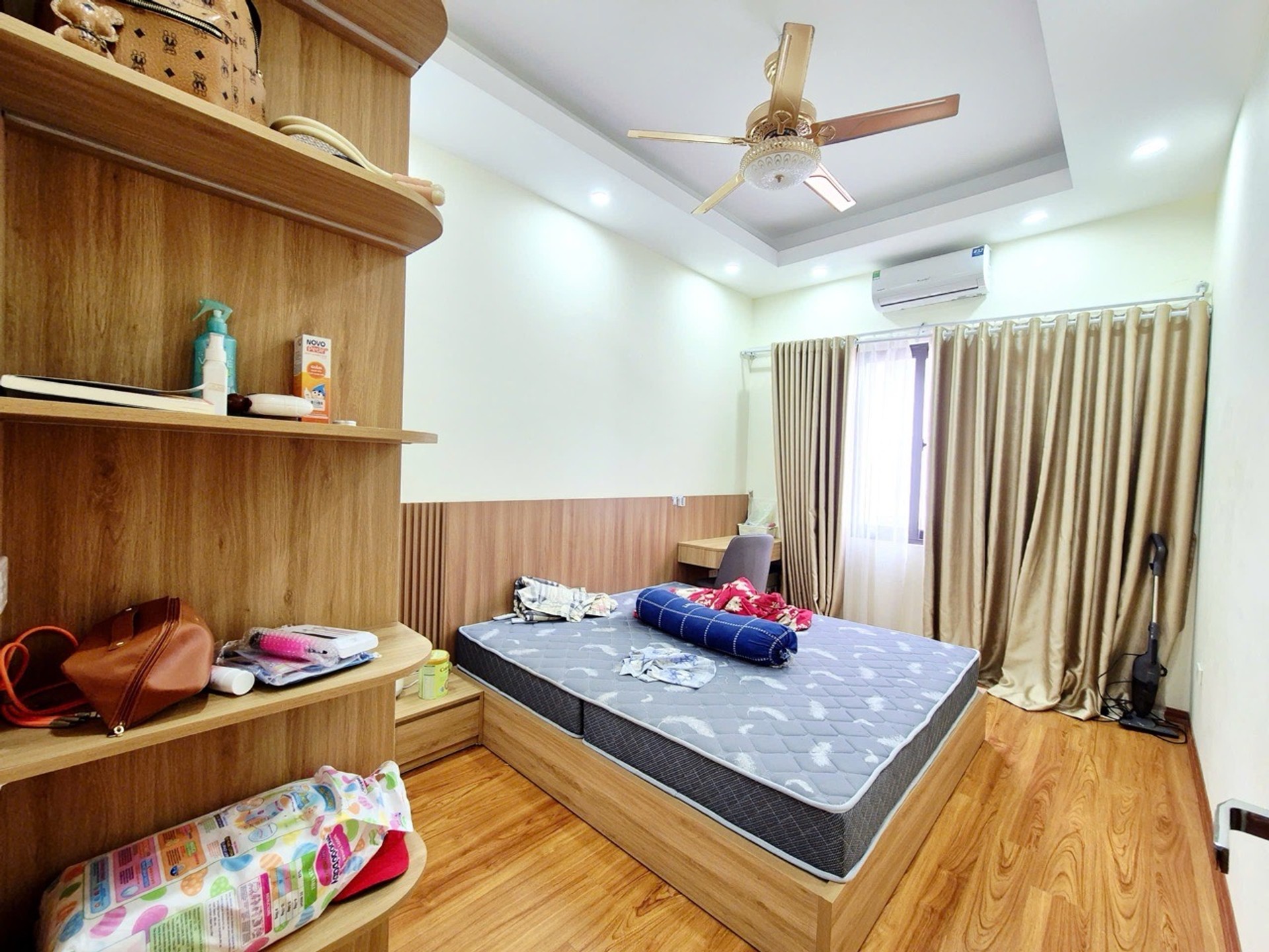Bán nhà Định Công Hạ - diện tích 62m2 3 tầng - Ngõ Thông - giá 4,95 tỷ