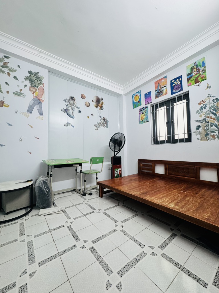 Bán nhà Đông Thiên - diện tích 32m2 4 tầng - ngõ rộng, gần ô tô - giá 5,85 tỷ