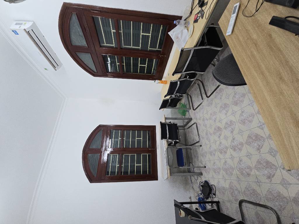 Bán nhà Trương Định - diện tích 305m2 4 tầng - Mặt ngõ to, phù hợp xây tòa văn phòng - giá 105 tỷ