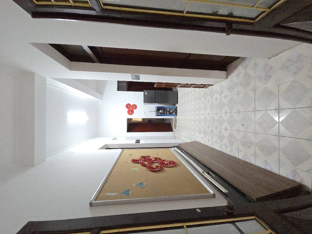 Bán nhà Trương Định - diện tích 305m2 4 tầng - Mặt ngõ to, phù hợp xây tòa văn phòng - giá 105 tỷ