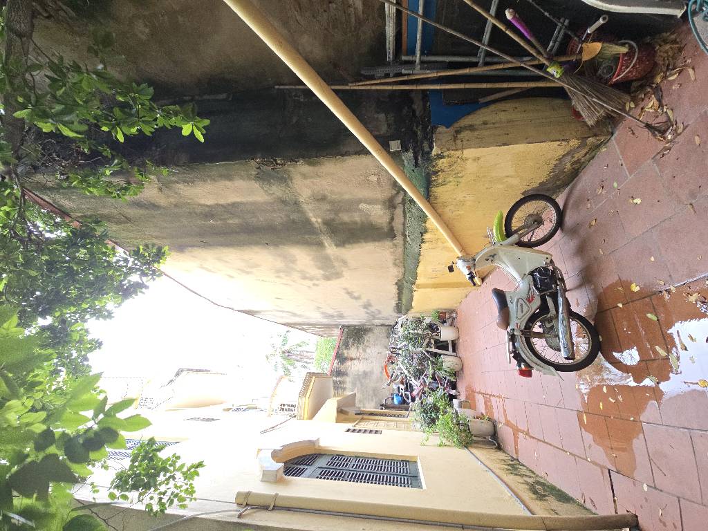 Bán nhà Trương Định - diện tích 305m2 4 tầng - Mặt ngõ to, phù hợp xây tòa văn phòng - giá 105 tỷ