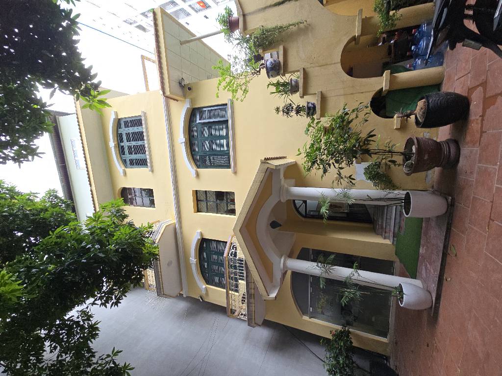 Bán nhà Trương Định - diện tích 305m2 4 tầng - Mặt ngõ to, phù hợp xây tòa văn phòng - giá 105 tỷ