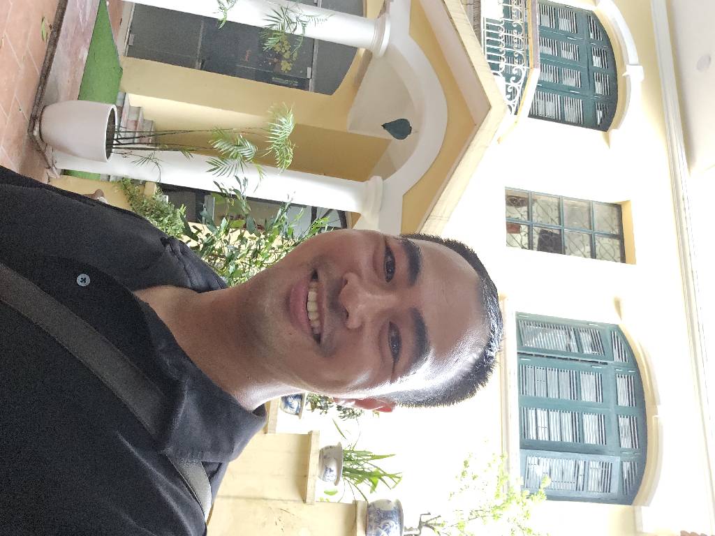 Bán nhà Trương Định - diện tích 305m2 4 tầng - Mặt ngõ to, phù hợp xây tòa văn phòng - giá 105 tỷ