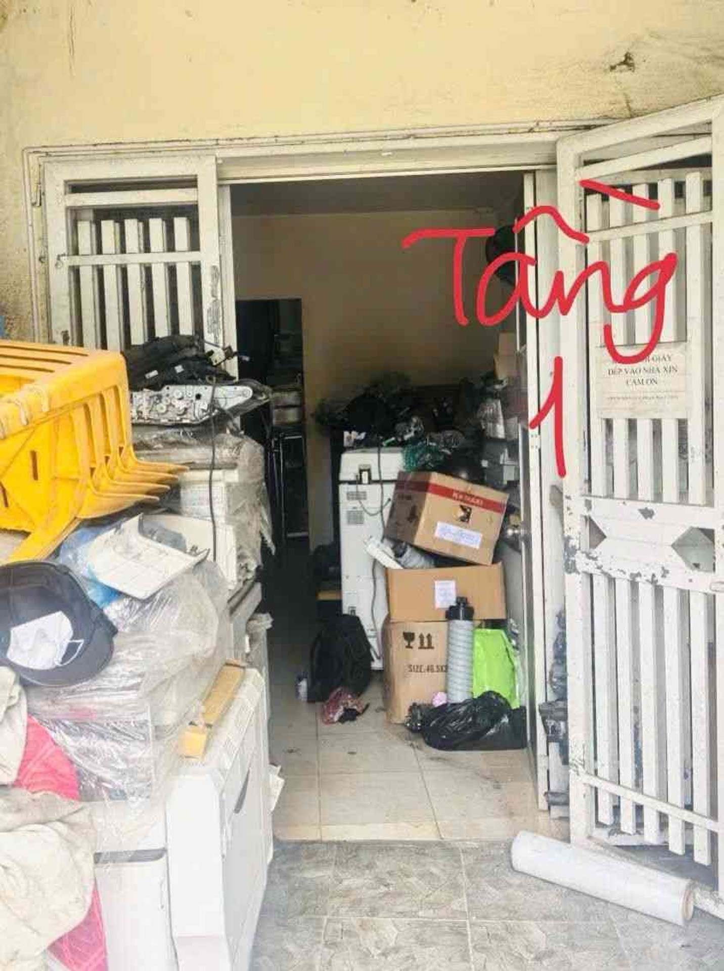 Bán nhà Định Công Hạ - diện tích 35m2 2 tầng - mặt ngõ thông ô tô tránh - giá 2,15 tỷ