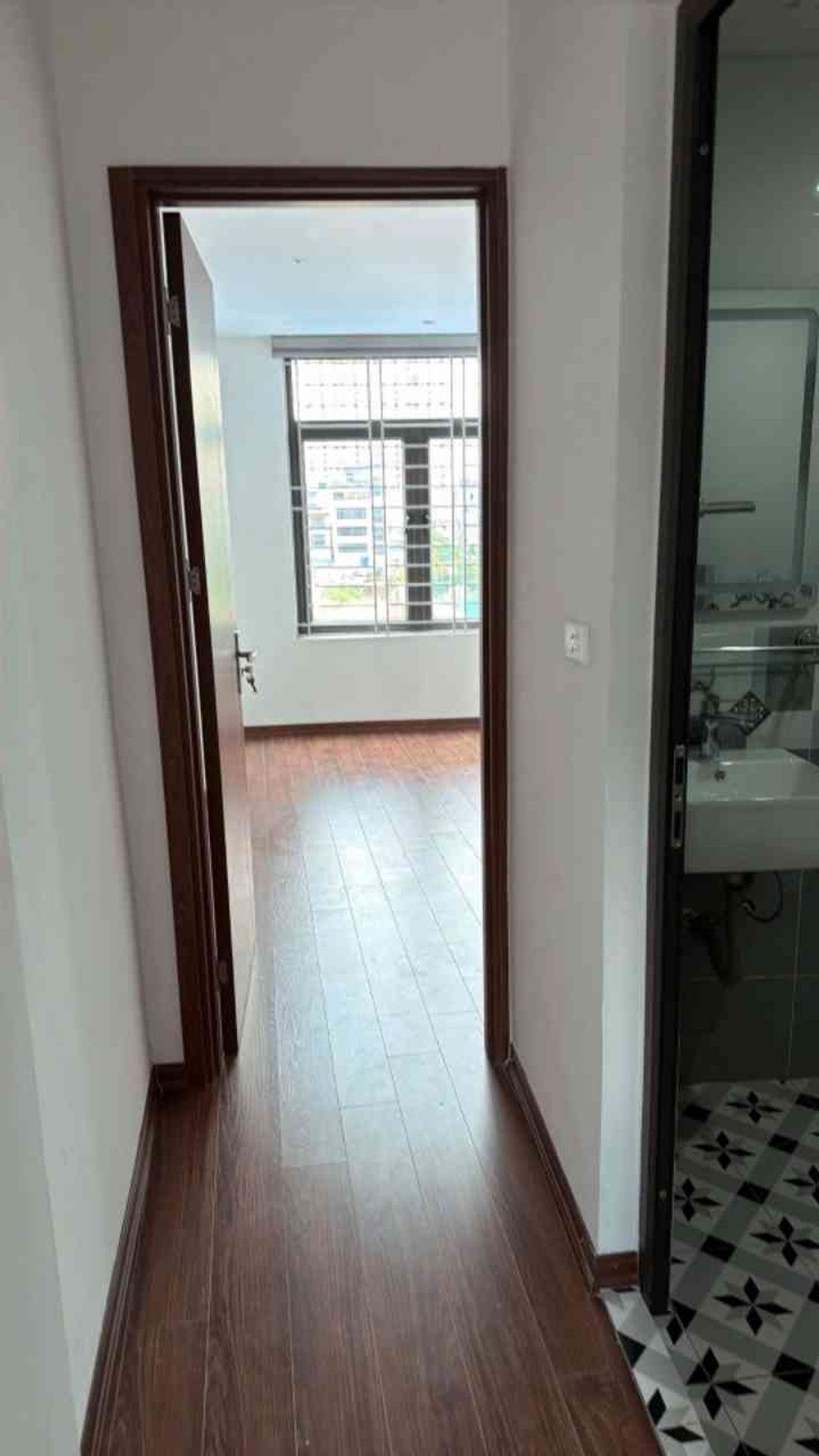 Bán nhà Kim Ngưu - diện tích 19m2 5 tầng - Full nội thất - giá 6,5 tỷ