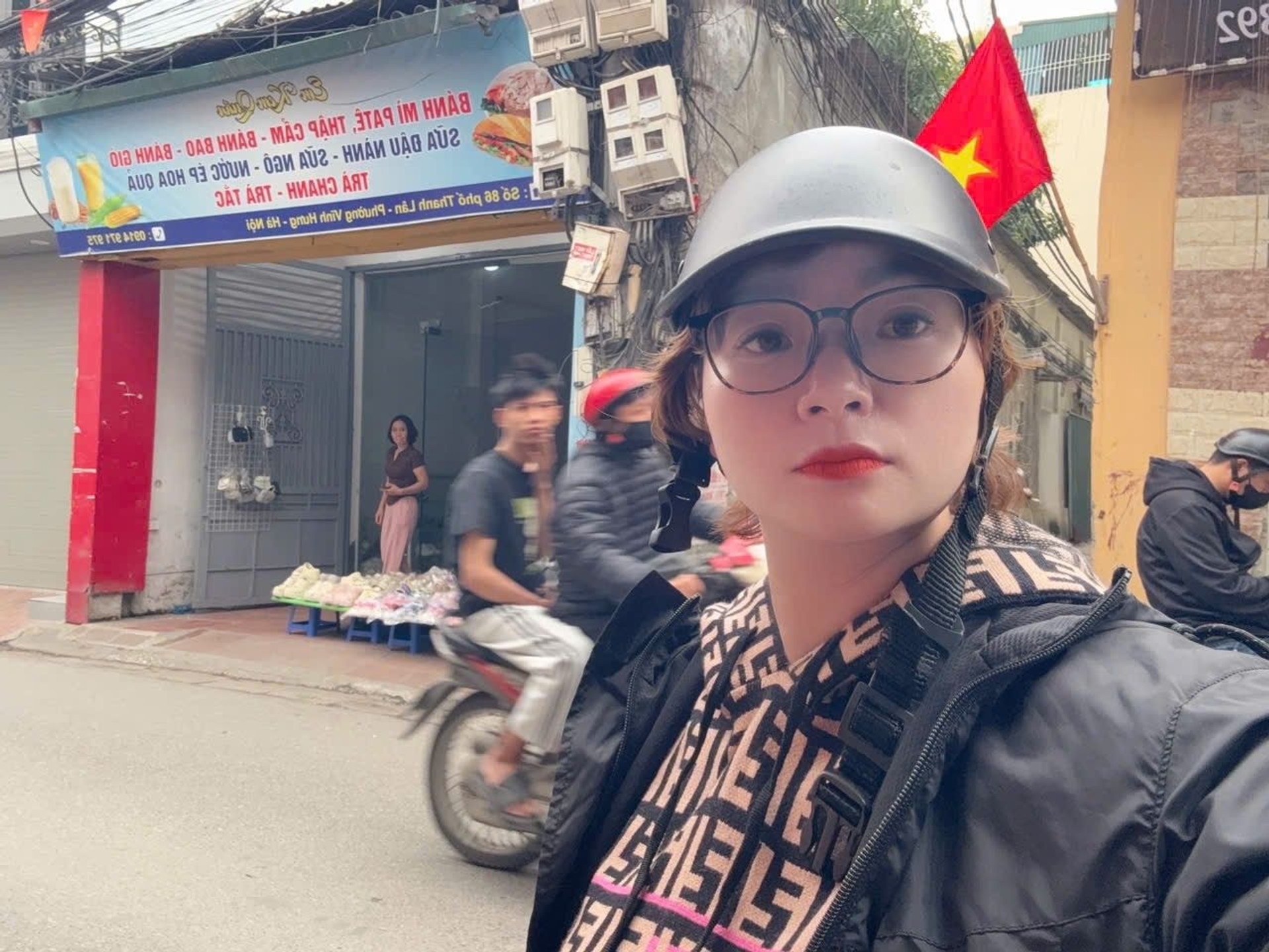 Bán nhà Thanh Lân - diện tích 140m2 1 tầng - Lô góc 2 mặt thoáng - giá 32,2 tỷ