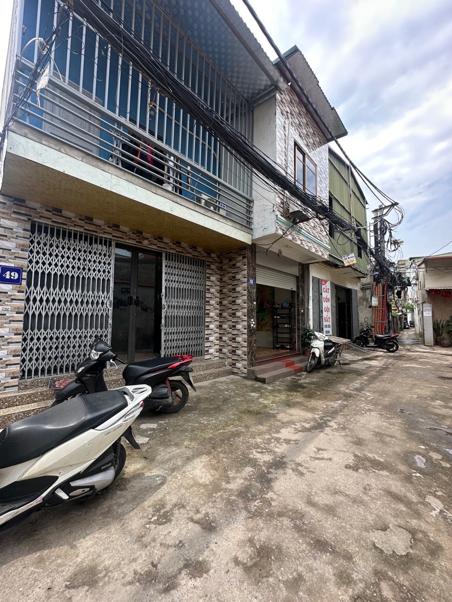 Bán nhà Định Công - diện tích 58m2 2 tầng - mặt ngõ - giá 5,8 tỷ