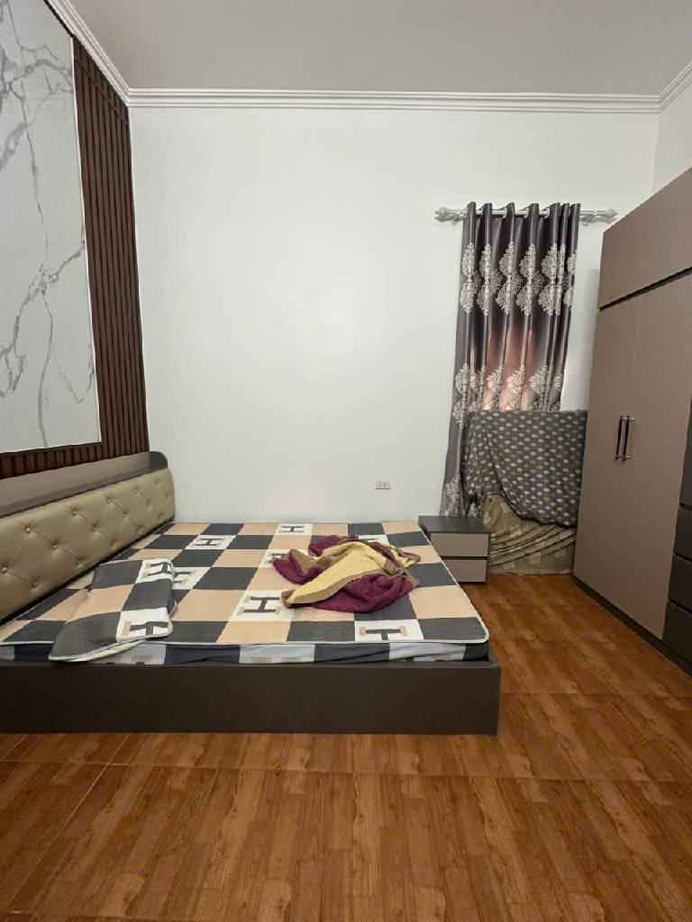 Bán nhà Mai Động - diện tích 89m2 4 tầng - Ô tô tránh - giá 40,5 tỷ