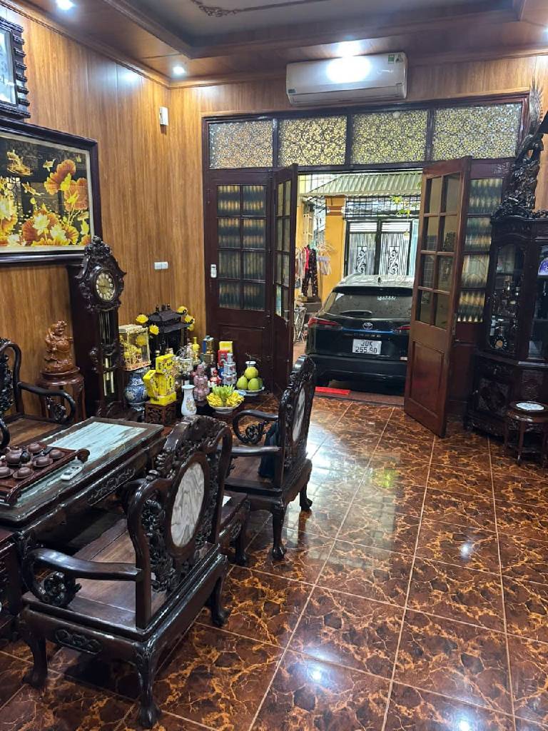 Bán nhà Mai Động - diện tích 89m2 4 tầng - Ô tô tránh - giá 40,5 tỷ