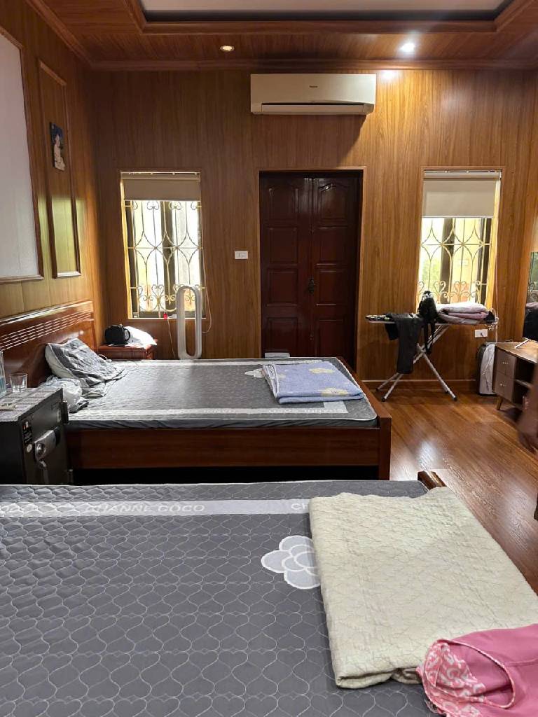 Bán nhà Mai Động - diện tích 89m2 4 tầng - Ô tô tránh - giá 40,5 tỷ