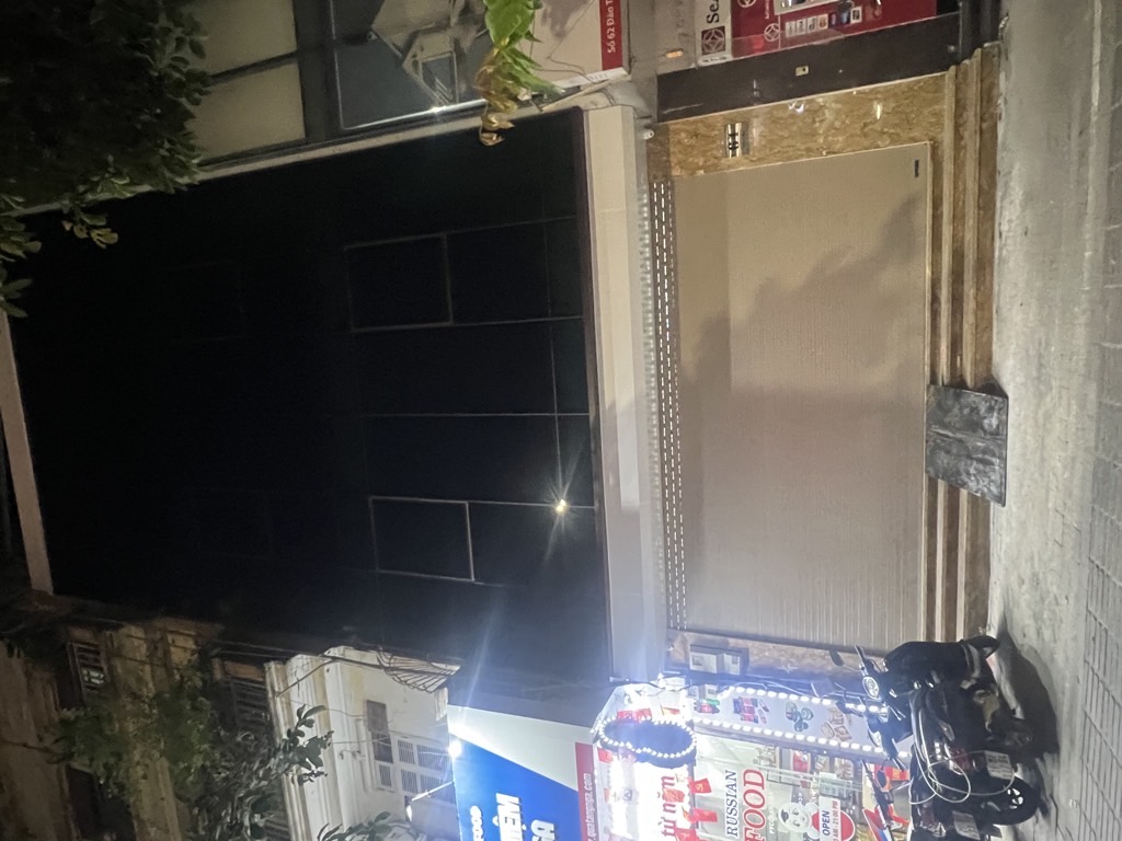 Bán nhà Đào Tấn - diện tích 160m2 5 tầng - Mặt phố siêu hiếm - giá 122 tỷ