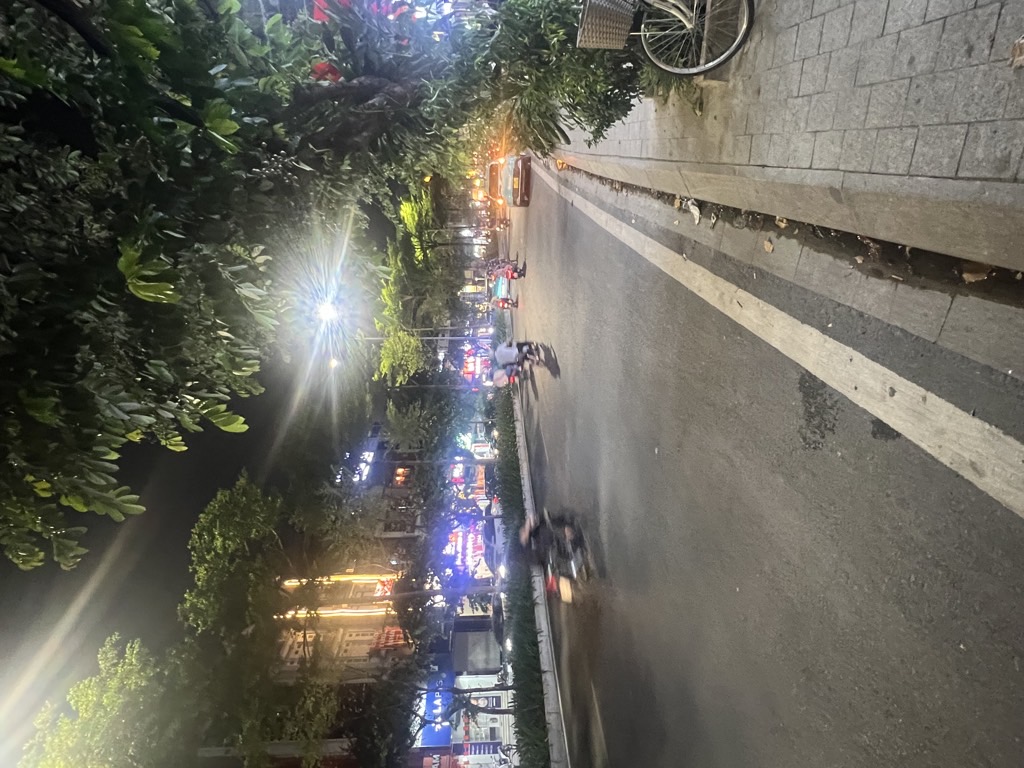 Bán nhà Đào Tấn - diện tích 160m2 5 tầng - Mặt phố siêu hiếm - giá 122 tỷ