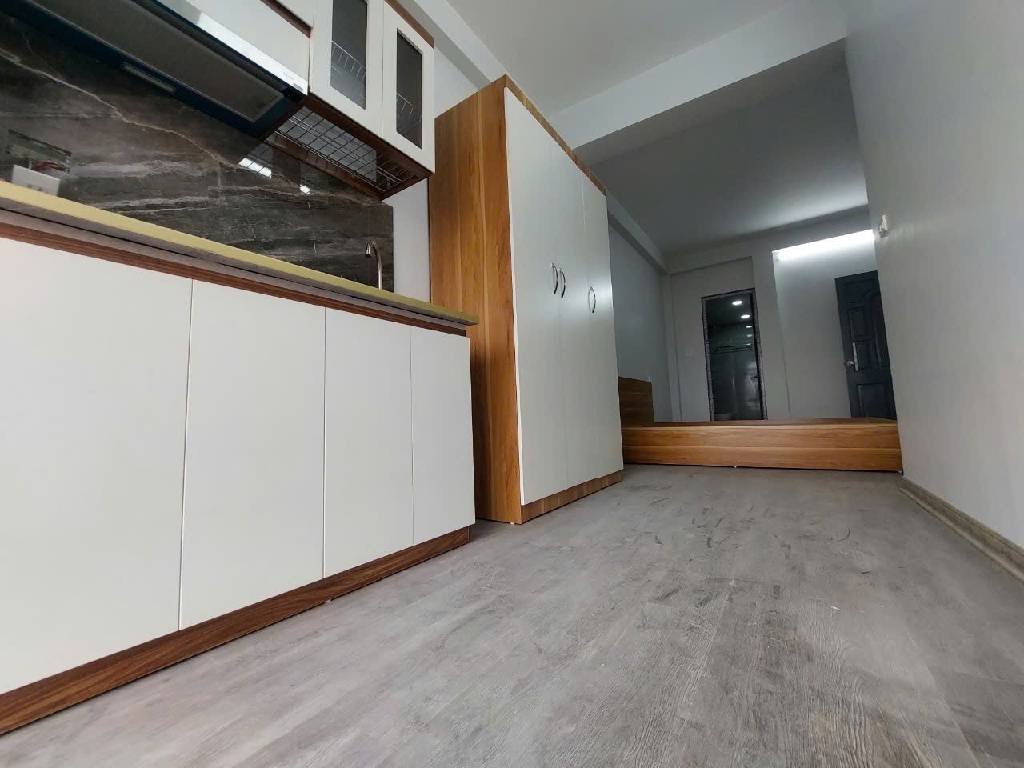 Bán nhà Phùng Khoang - diện tích 105m2 8 tầng - Ô tô tránh đỗ ngày đêm - giá 37 tỷ