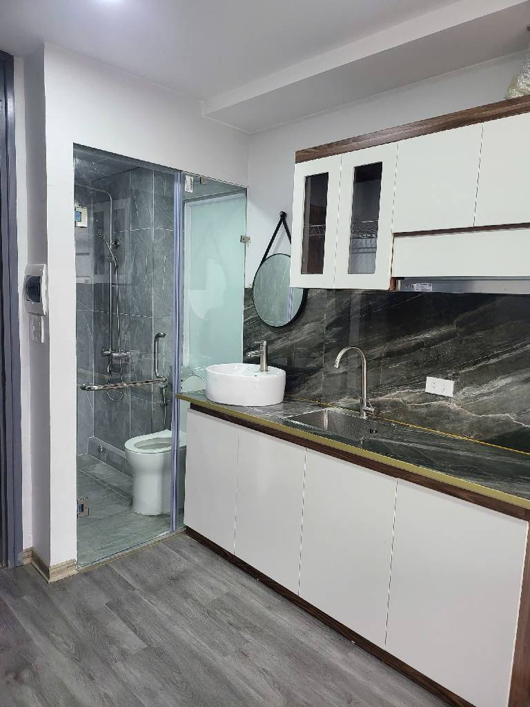 Bán nhà Phùng Khoang - diện tích 105m2 8 tầng - Ô tô tránh đỗ ngày đêm - giá 37 tỷ