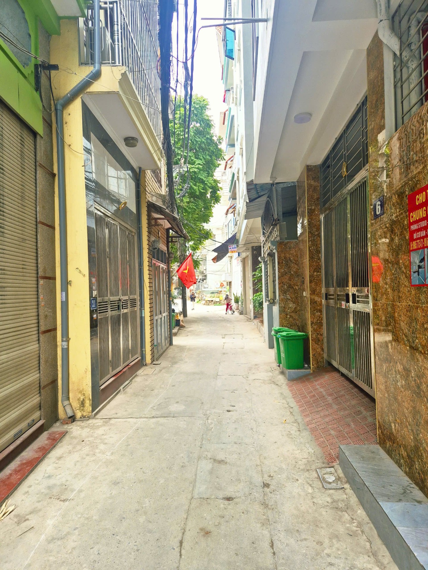 Bán nhà Kim Giang - diện tích 39m2 5 tầng - ô tô sát nhà - giá 9,1 tỷ