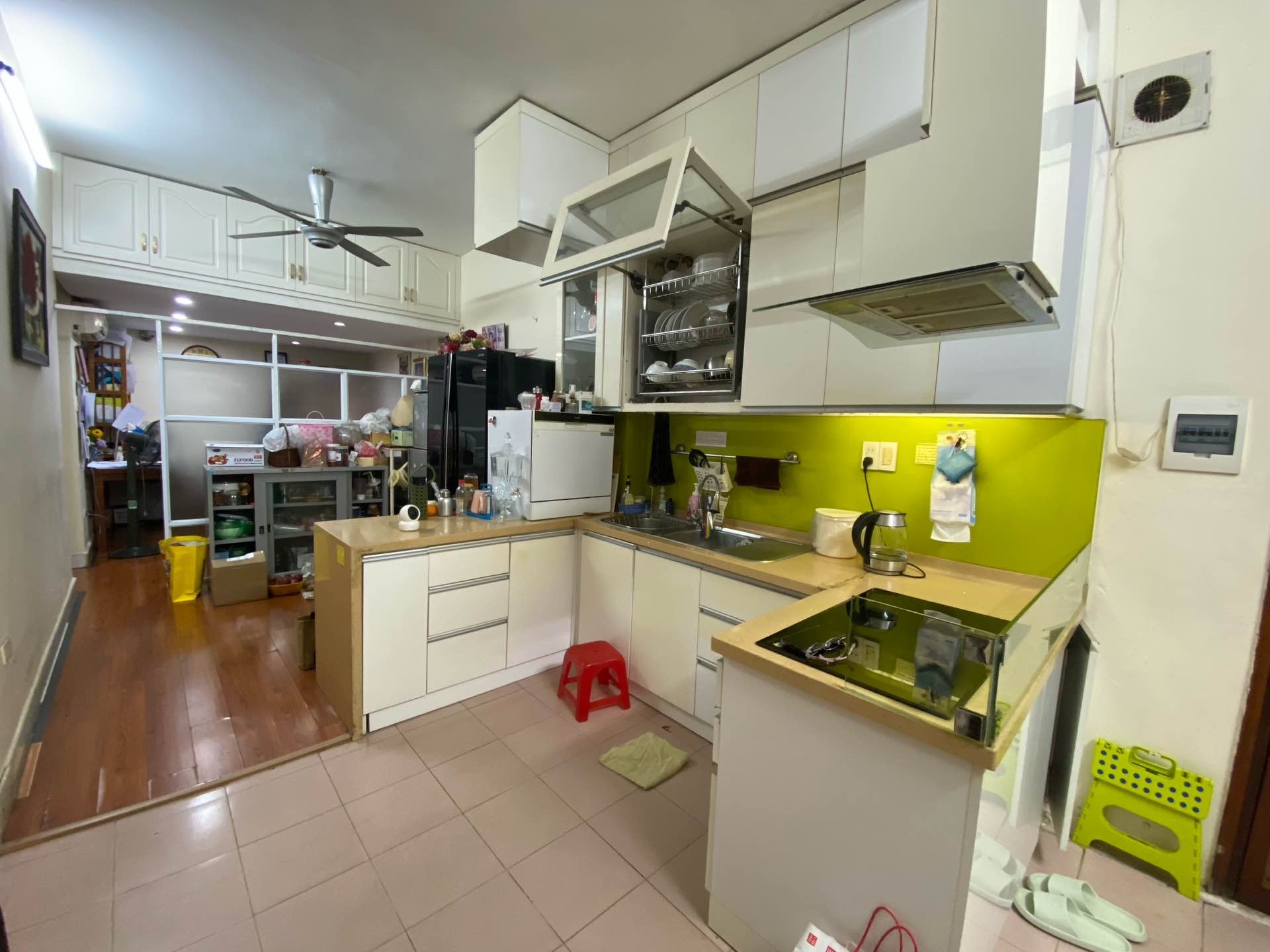 Bán nhà Đội Cung - diện tích 80m2 1 tầng - Cực đẹp, an ninh tốt - giá 8 tỷ
