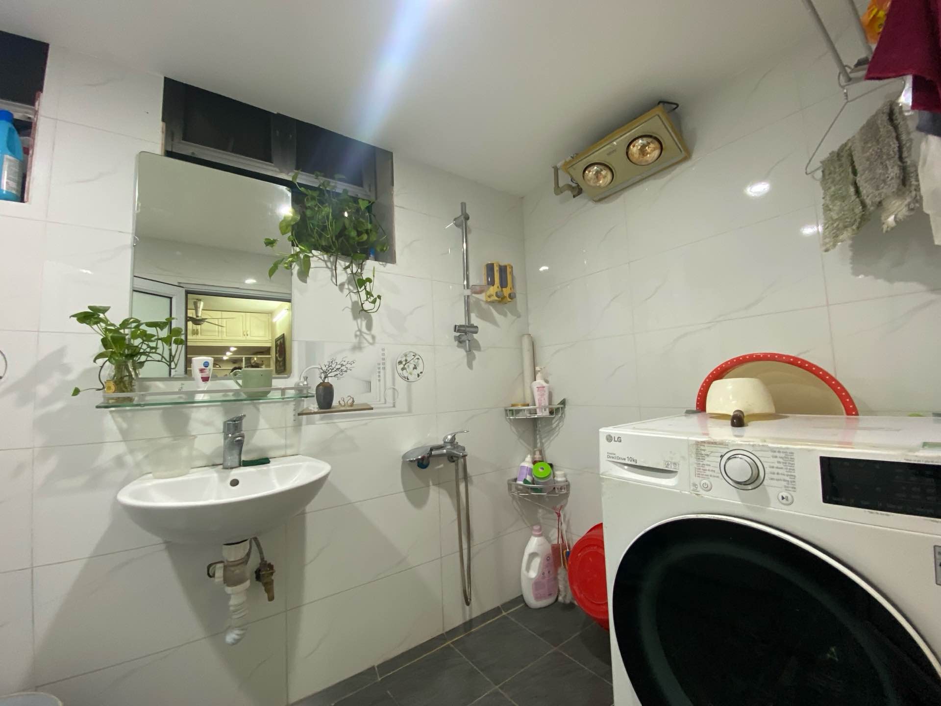 Bán nhà Đội Cung - diện tích 80m2 1 tầng - Cực đẹp, an ninh tốt - giá 8 tỷ