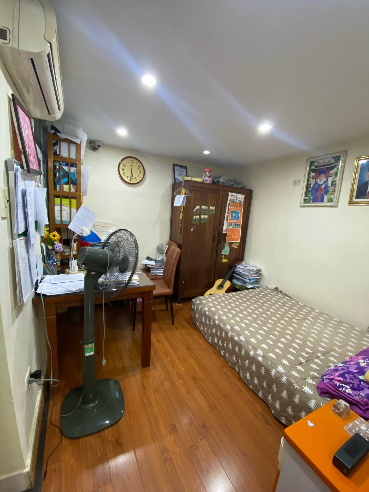 Bán nhà Đội Cung - diện tích 80m2 1 tầng - Cực đẹp, an ninh tốt - giá 8 tỷ