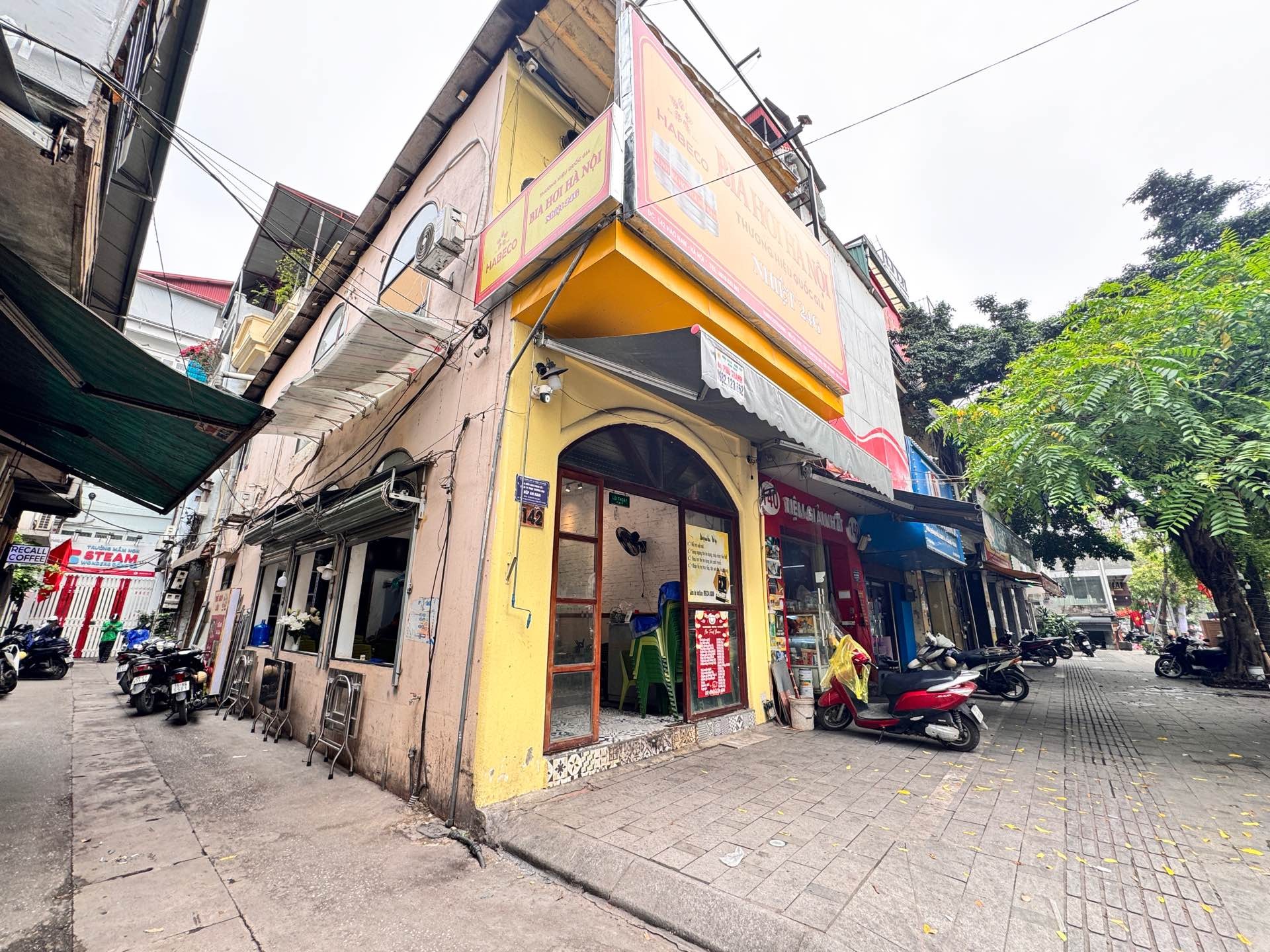 Bán nhà Hào Nam - diện tích 58m2 2 tầng - Lô góc 2 mặt thoáng - giá 43 tỷ