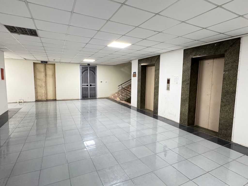 Bán nhà CT1 X2 - diện tích 72m2 1 tầng - ô tô đỗ cửa - giá 5,48 tỷ