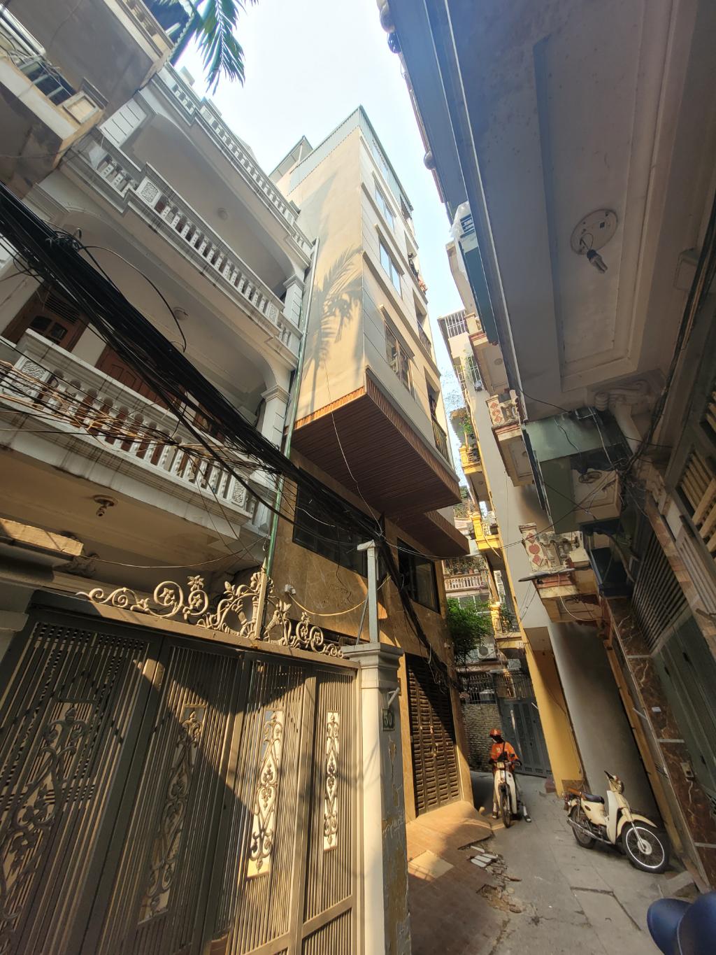 Bán nhà Khương Hạ - diện tích 111m2 7 tầng - Thang máy - giá 27,8 tỷ