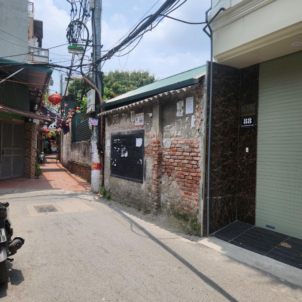 Bán nhà Nguyễn Đức Cảnh - diện tích 80m2 1 tầng - ô tô vào nhà - giá 23 tỷ