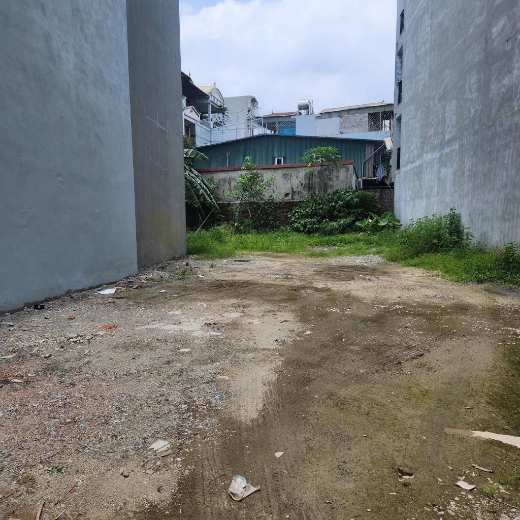 Bán nhà Nguyễn Đức Cảnh - diện tích 80m2 1 tầng - ô tô vào nhà - giá 23 tỷ