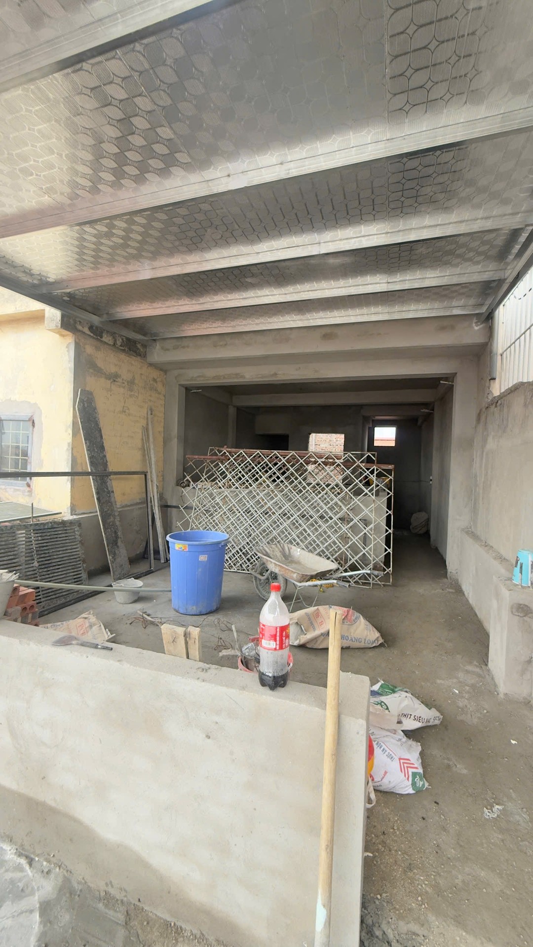 Bán nhà Khuất Duy Tiến - diện tích 70m2 5 tầng - Mặt ngõ VIP, kinh doanh sầm uất - giá 31 tỷ