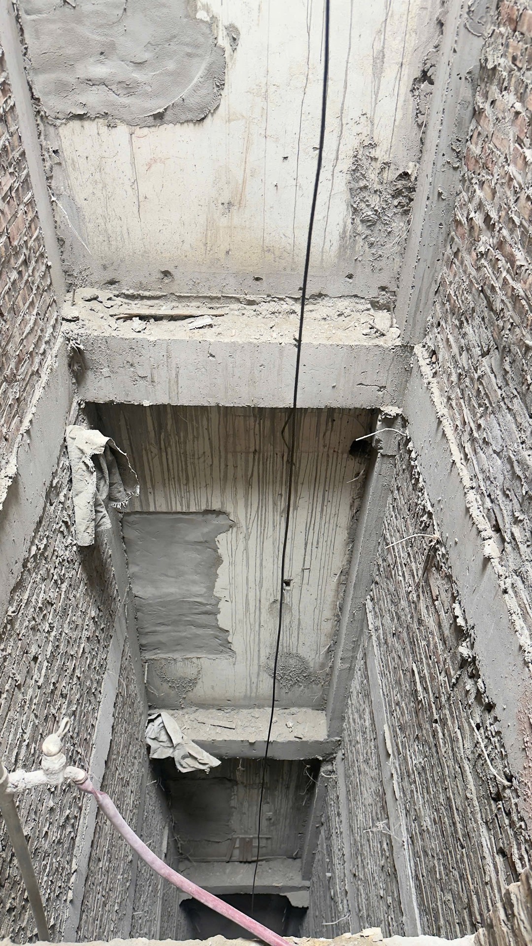 Bán nhà Khuất Duy Tiến - diện tích 70m2 5 tầng - Mặt ngõ VIP, kinh doanh sầm uất - giá 31 tỷ