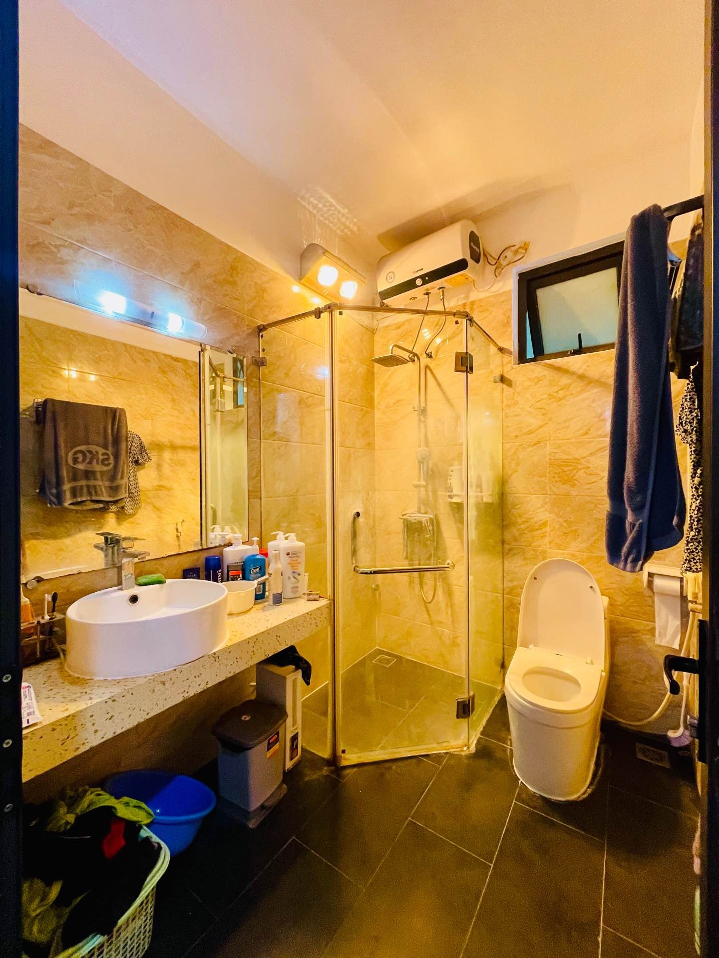 Bán nhà 38 Hai Bà Trưng - diện tích 40m2 5 tầng - Nhà đẹp ngõ rộng thoáng - giá 11,5 tỷ