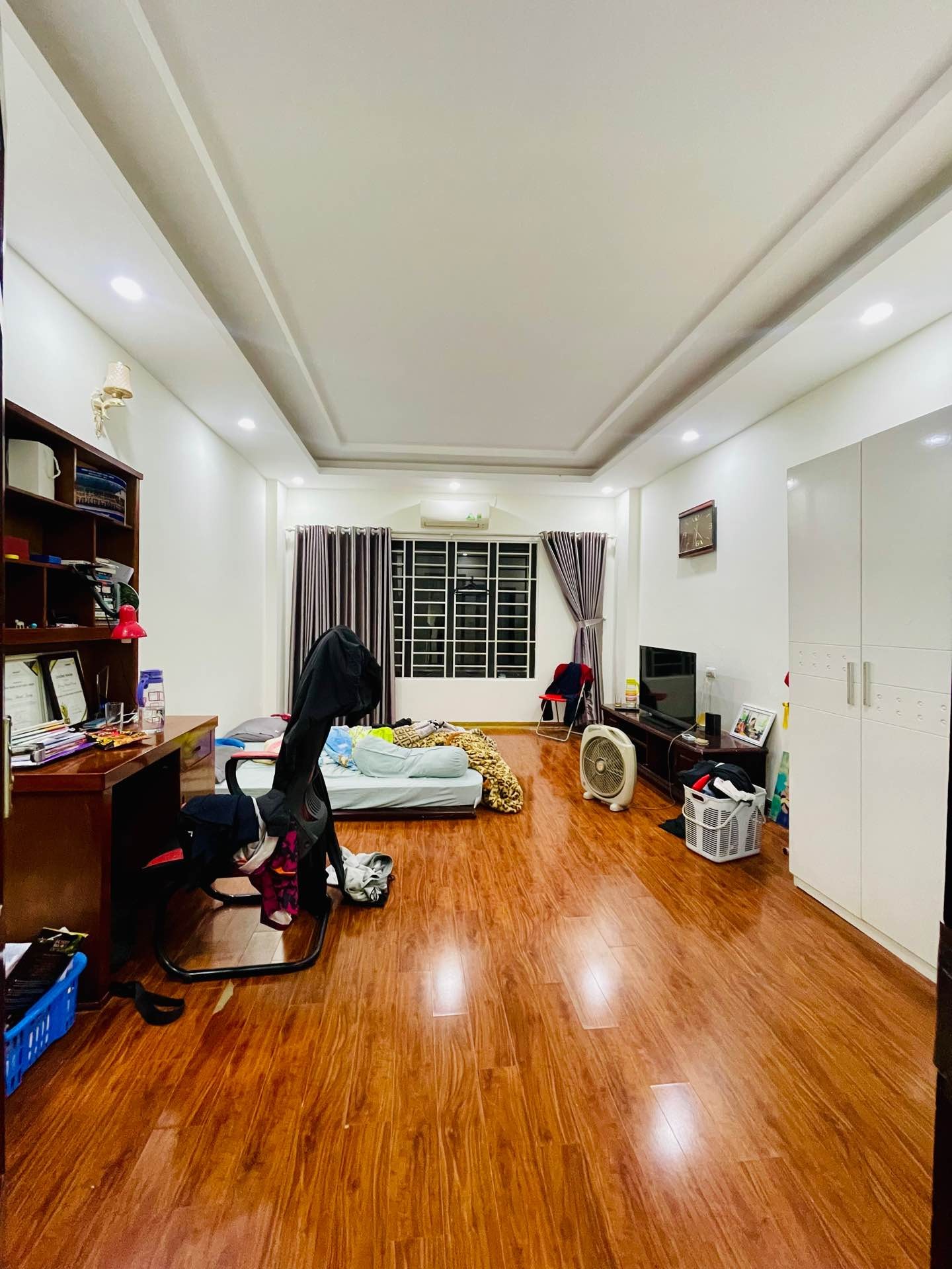 Bán nhà 38 Hai Bà Trưng - diện tích 40m2 5 tầng - Nhà đẹp ngõ rộng thoáng - giá 11,5 tỷ