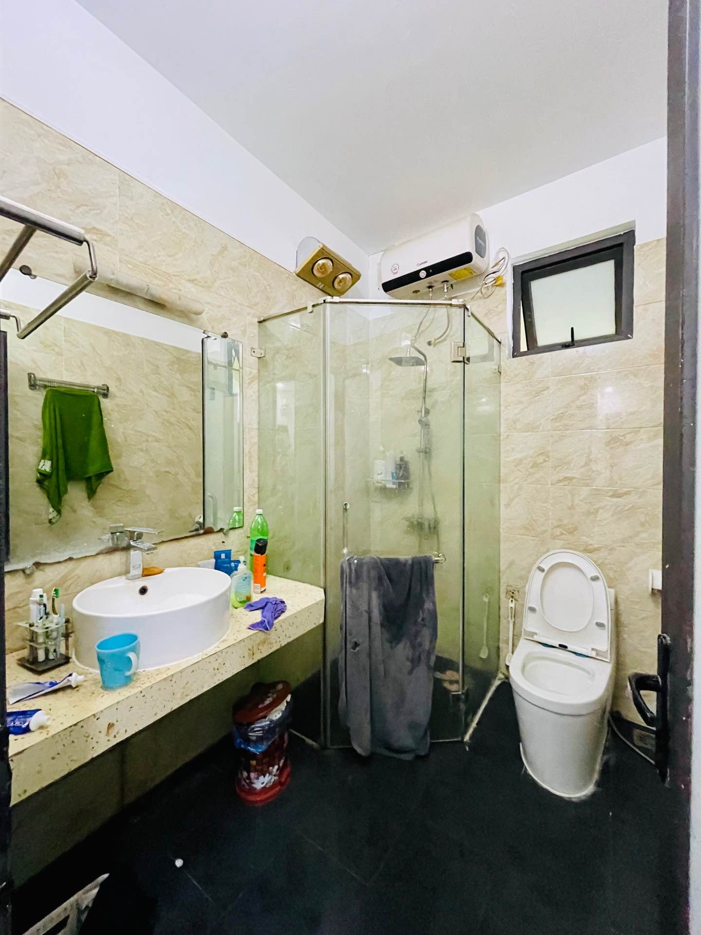 Bán nhà 38 Hai Bà Trưng - diện tích 40m2 5 tầng - Nhà đẹp ngõ rộng thoáng - giá 11,5 tỷ