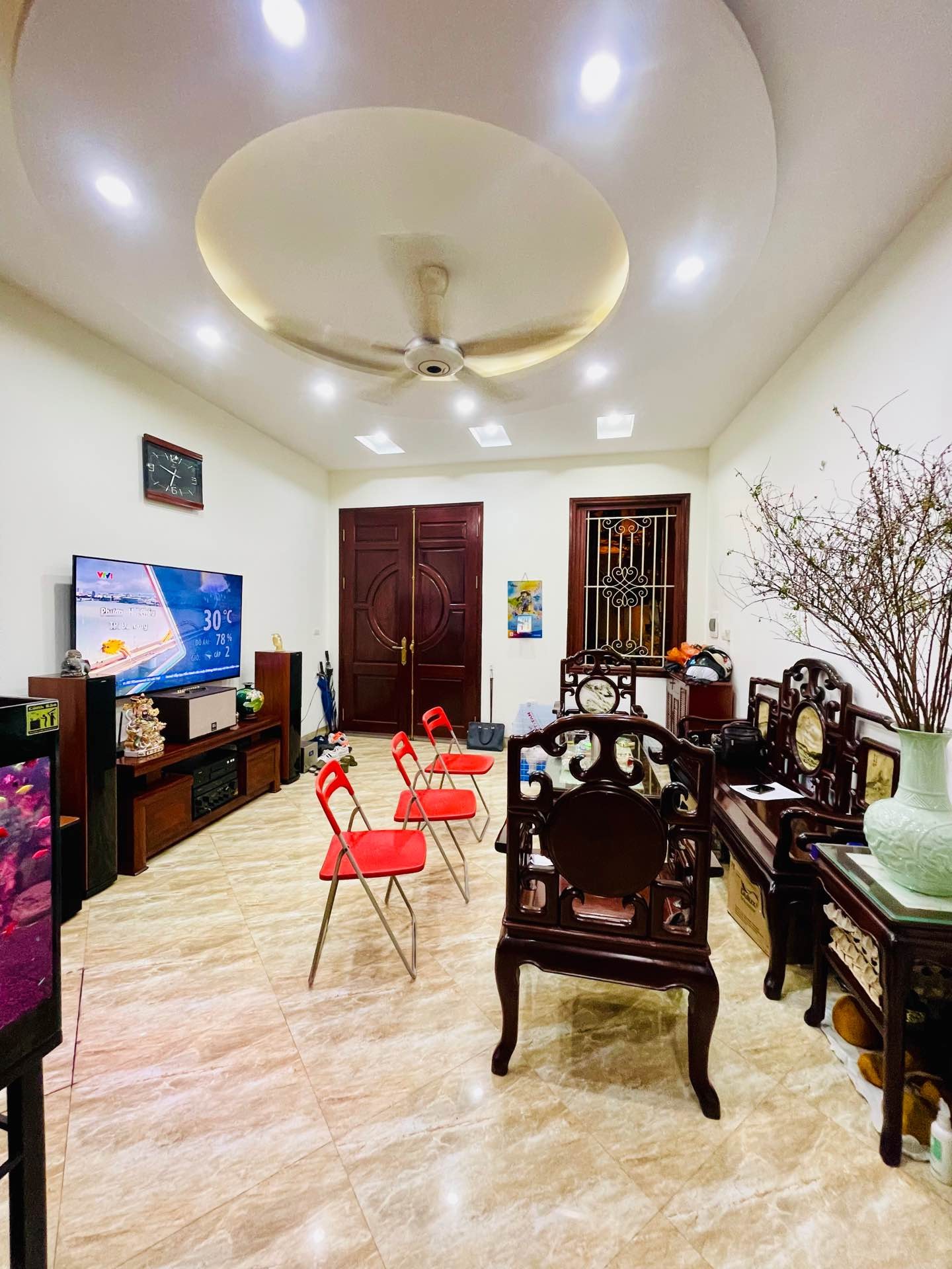 Bán nhà 38 Hai Bà Trưng - diện tích 40m2 5 tầng - Nhà đẹp ngõ rộng thoáng - giá 11,5 tỷ