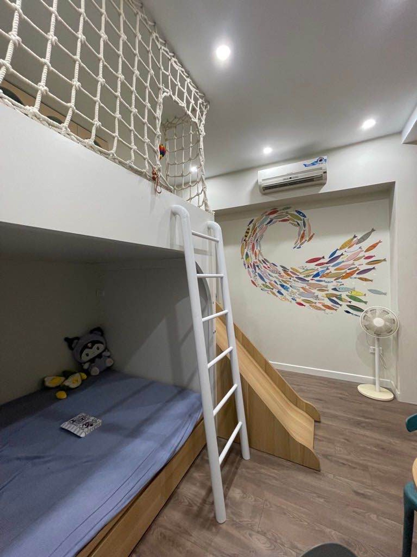 Bán nhà Giải Phóng - diện tích 108m2 14 tầng - lô góc 3 mặt thoáng - giá 11,4 tỷ