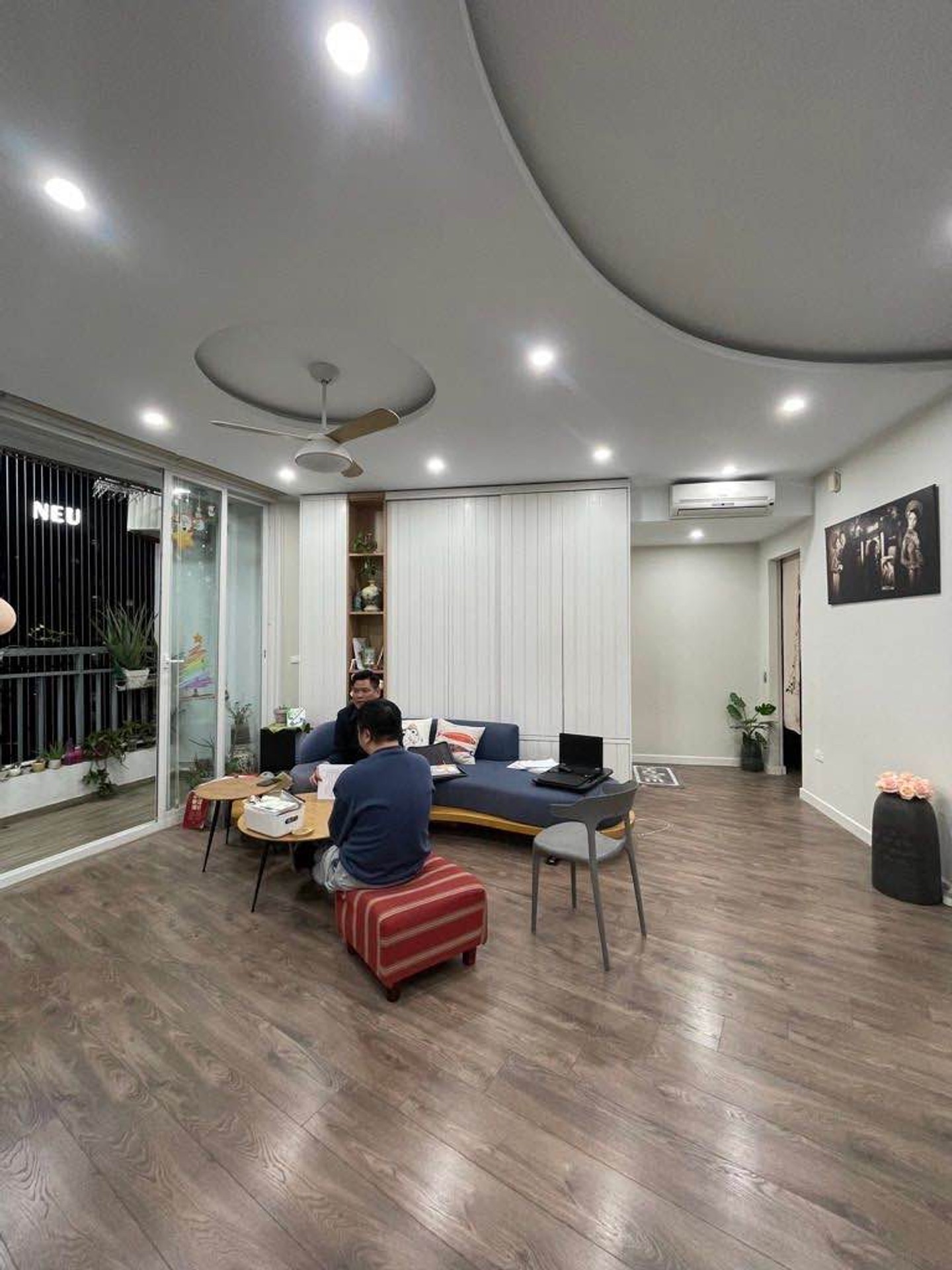 Bán nhà Giải Phóng - diện tích 108m2 14 tầng - lô góc 3 mặt thoáng - giá 11,4 tỷ