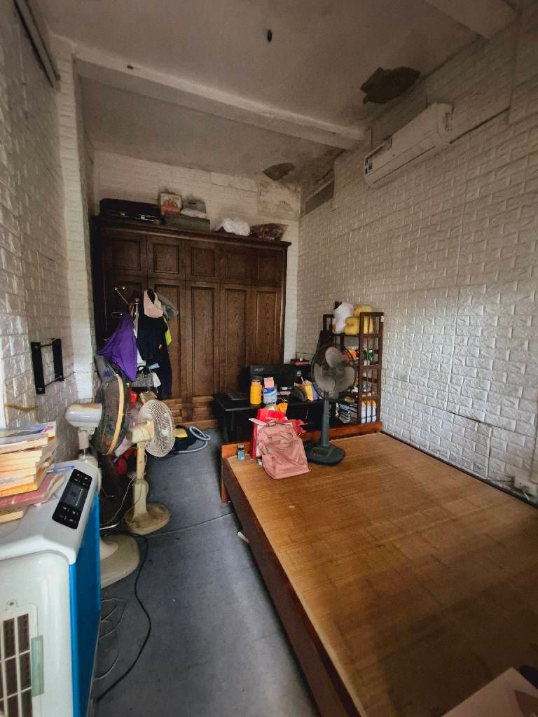 Bán nhà Thái Thịnh - diện tích 158m2 2 tầng - ô tô đỗ cửa - giá 38 tỷ