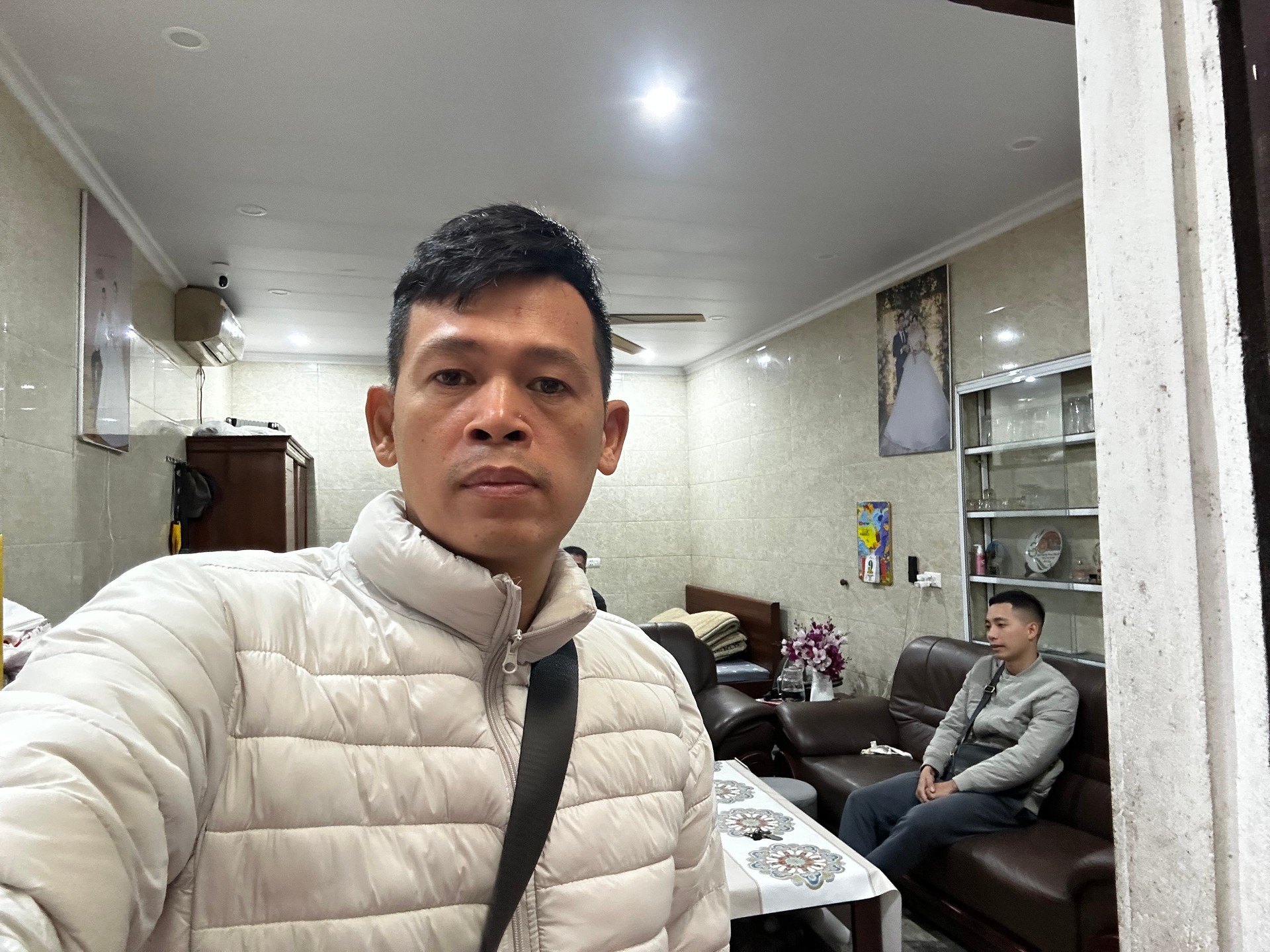 Bán nhà Tân Mai - diện tích 99m2 2 tầng - gần đường ô tô - giá 9,9 tỷ