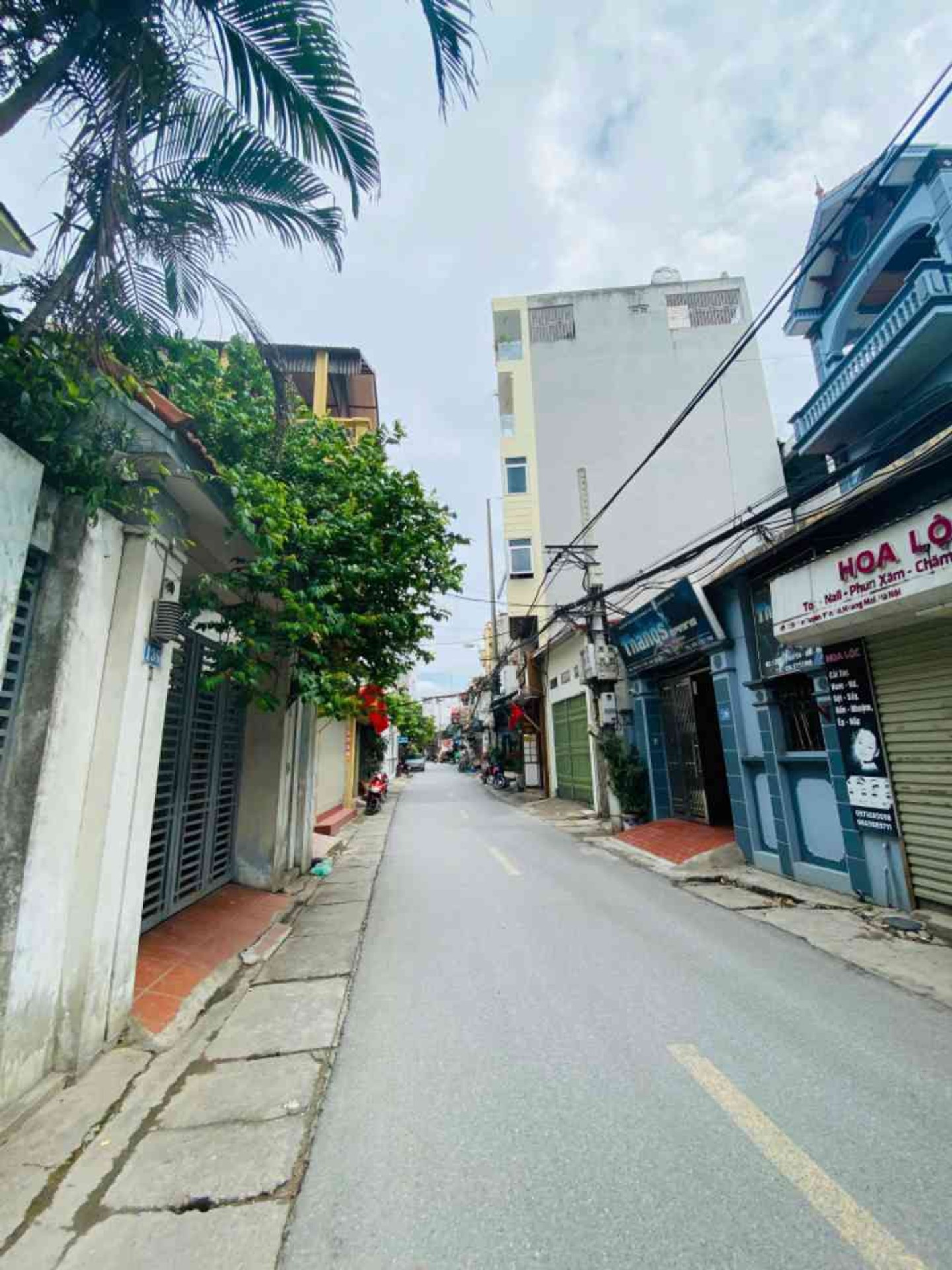 Bán nhà Yên Duyên - diện tích 30m2 6 tầng - Mặt phố kinh doanh - giá 12,8 tỷ
