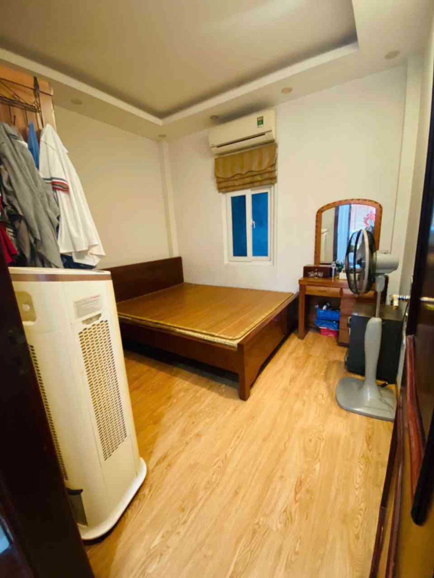 Bán nhà Yên Duyên - diện tích 30m2 6 tầng - Mặt phố kinh doanh - giá 12,8 tỷ