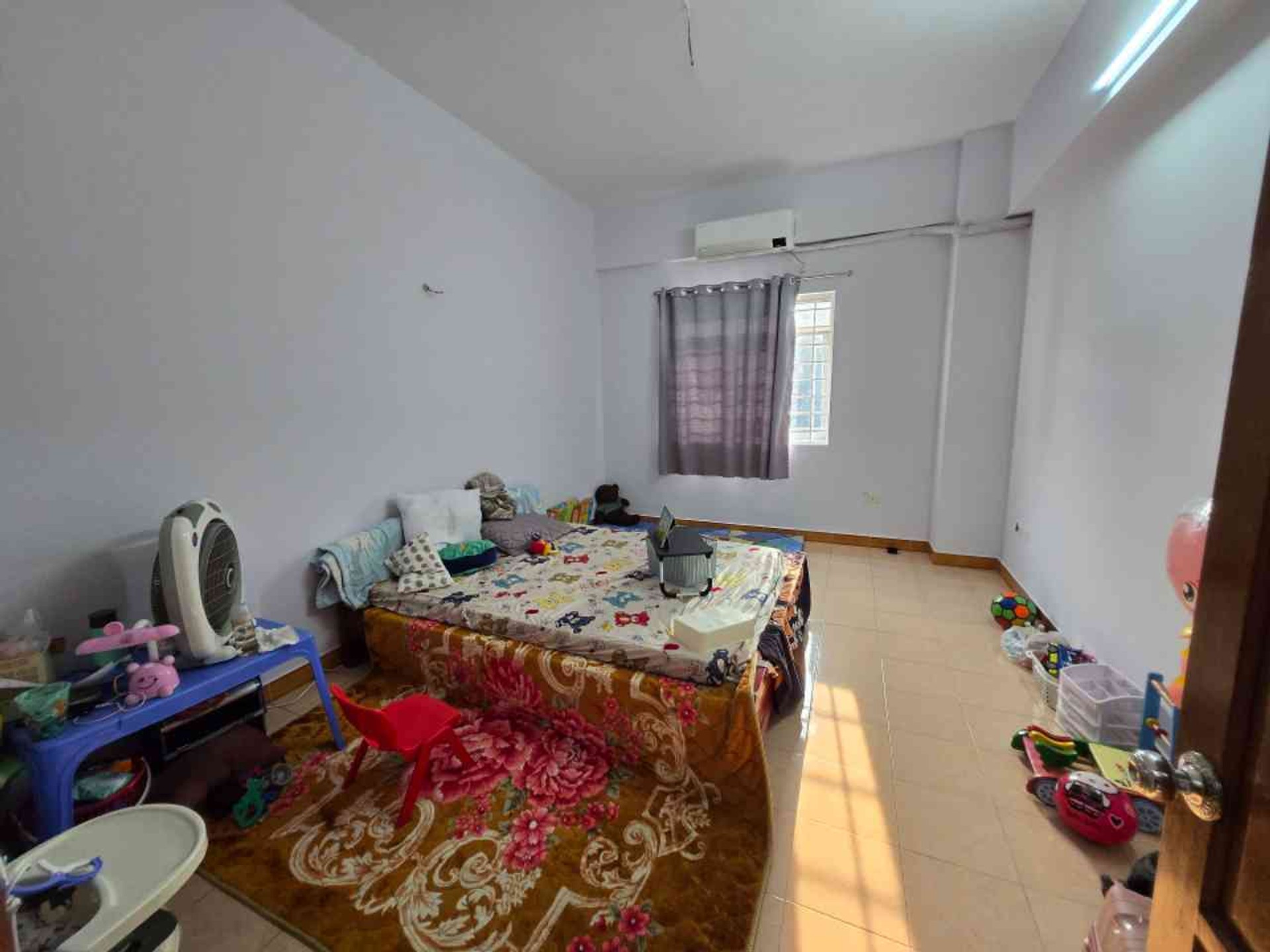 Bán nhà Đạm Phương - diện tích 98m2 8 tầng - Lô góc - giá 8,9 tỷ