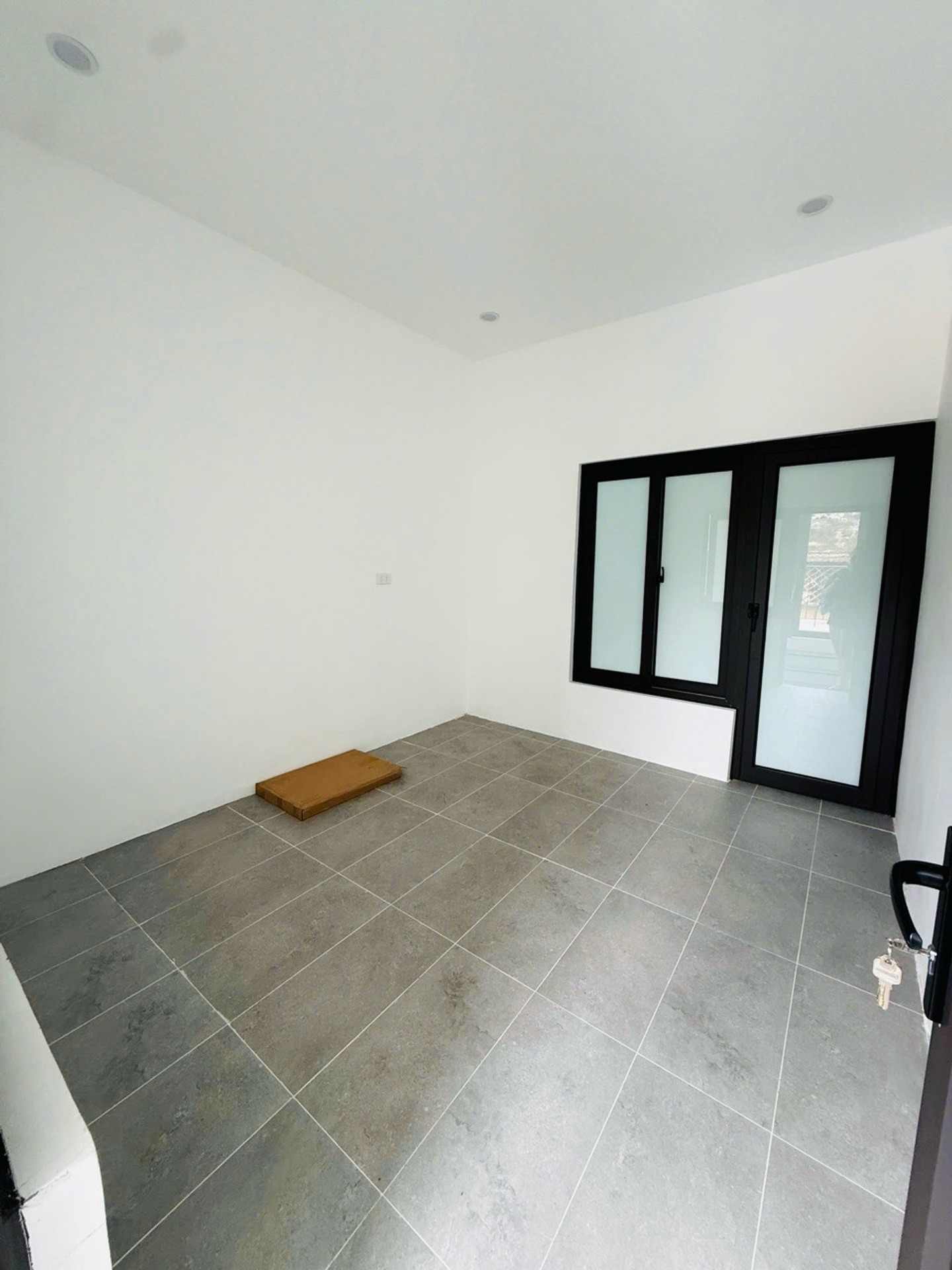Bán nhà Tân Mai - diện tích 32m2 3 tầng - 2 mặt ngõ - giá 5,9 tỷ