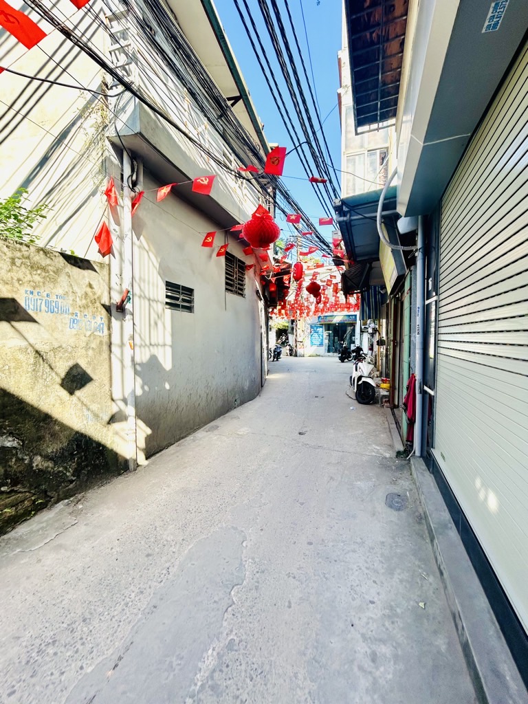 Bán nhà Tam Trinh - diện tích 40m2 2 tầng - Ô TÔ - giá 5,6 tỷ